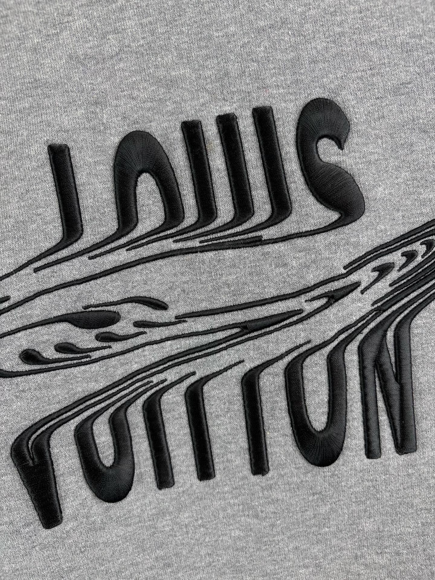 Louis Vuitton Louis Vuitton Warped Embroidered Sweatshirt XL Size US XL / EU 56 / 4 - 4 Thumbnail