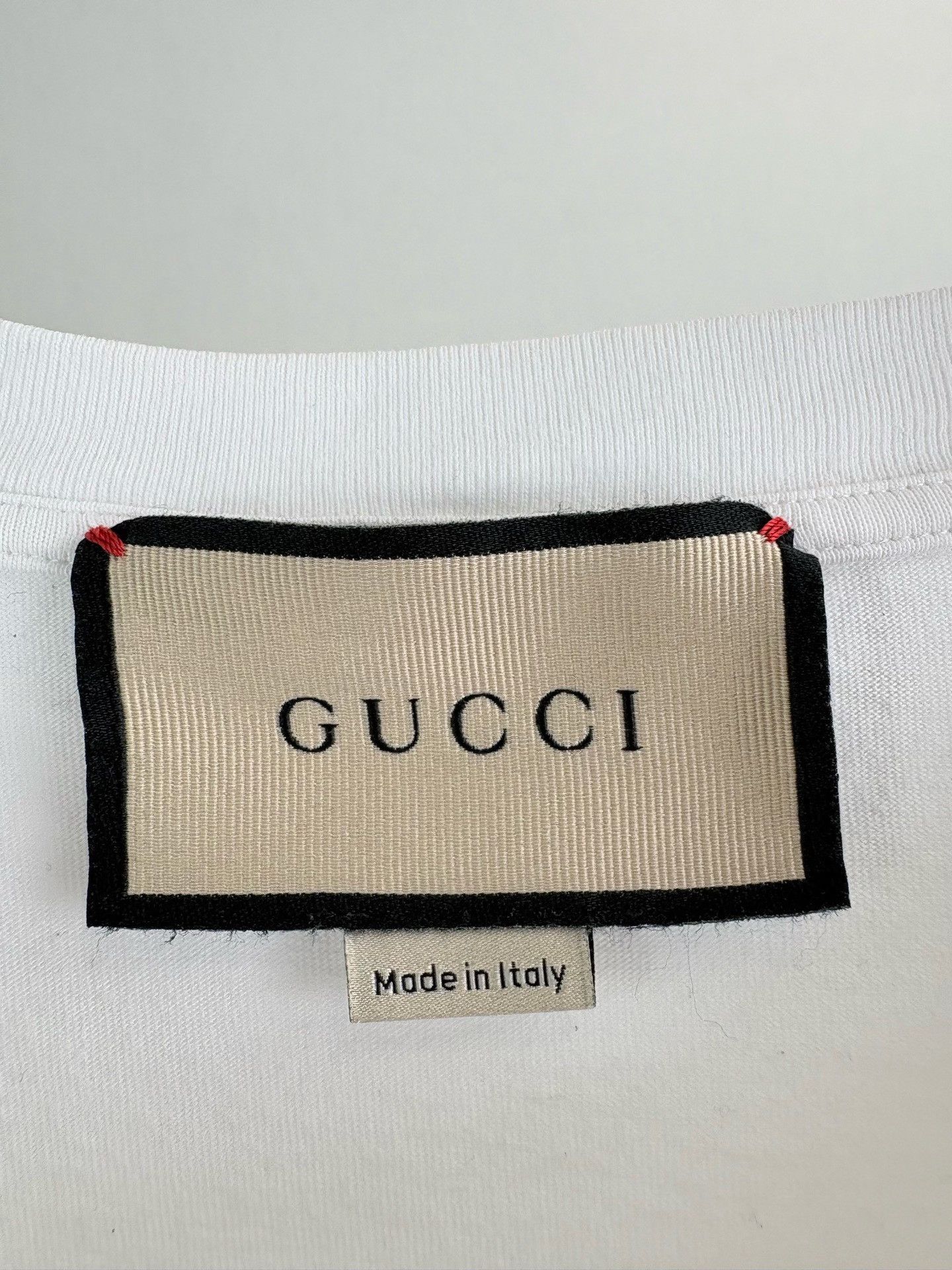Gucci Gucci Mirror Logo Print T-Shirt L Size US L / EU 52-54 / 3 - 5 Thumbnail