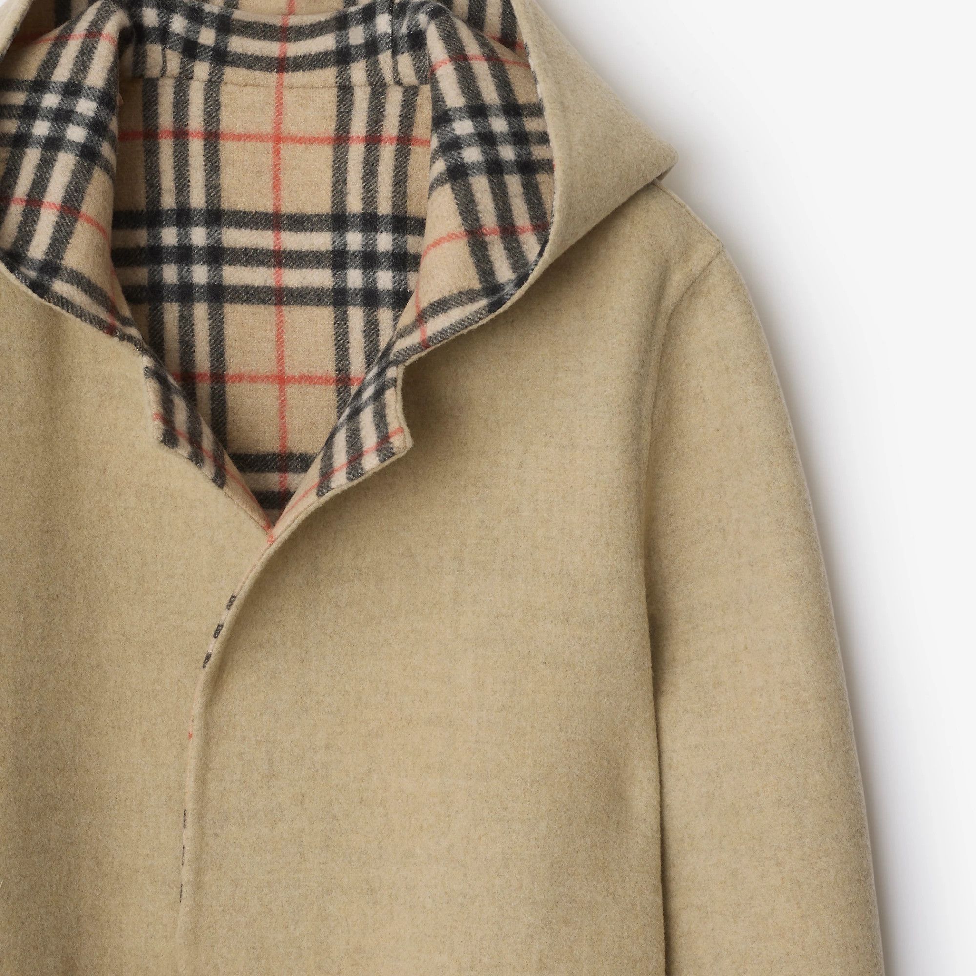 Burberry Burberry Reversible Hoodie Coat In Wool tag size 8 Women - USA Duties Paid Size XXL / US 16-18 / IT 52-54 - 2 Thumbnail