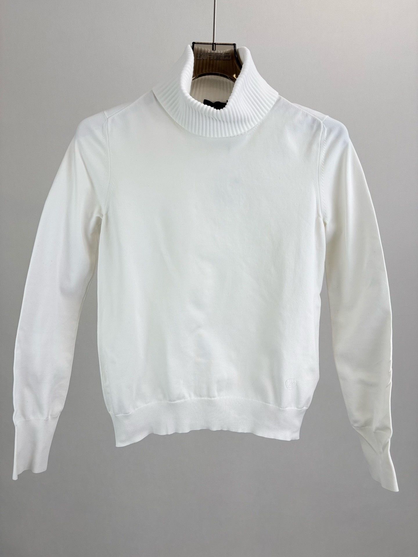 Louis Vuitton Louis Vuitton Perforated Logo Turtleneck Sweater US S Size US S / EU 44-46 / 1 - 2 Thumbnail