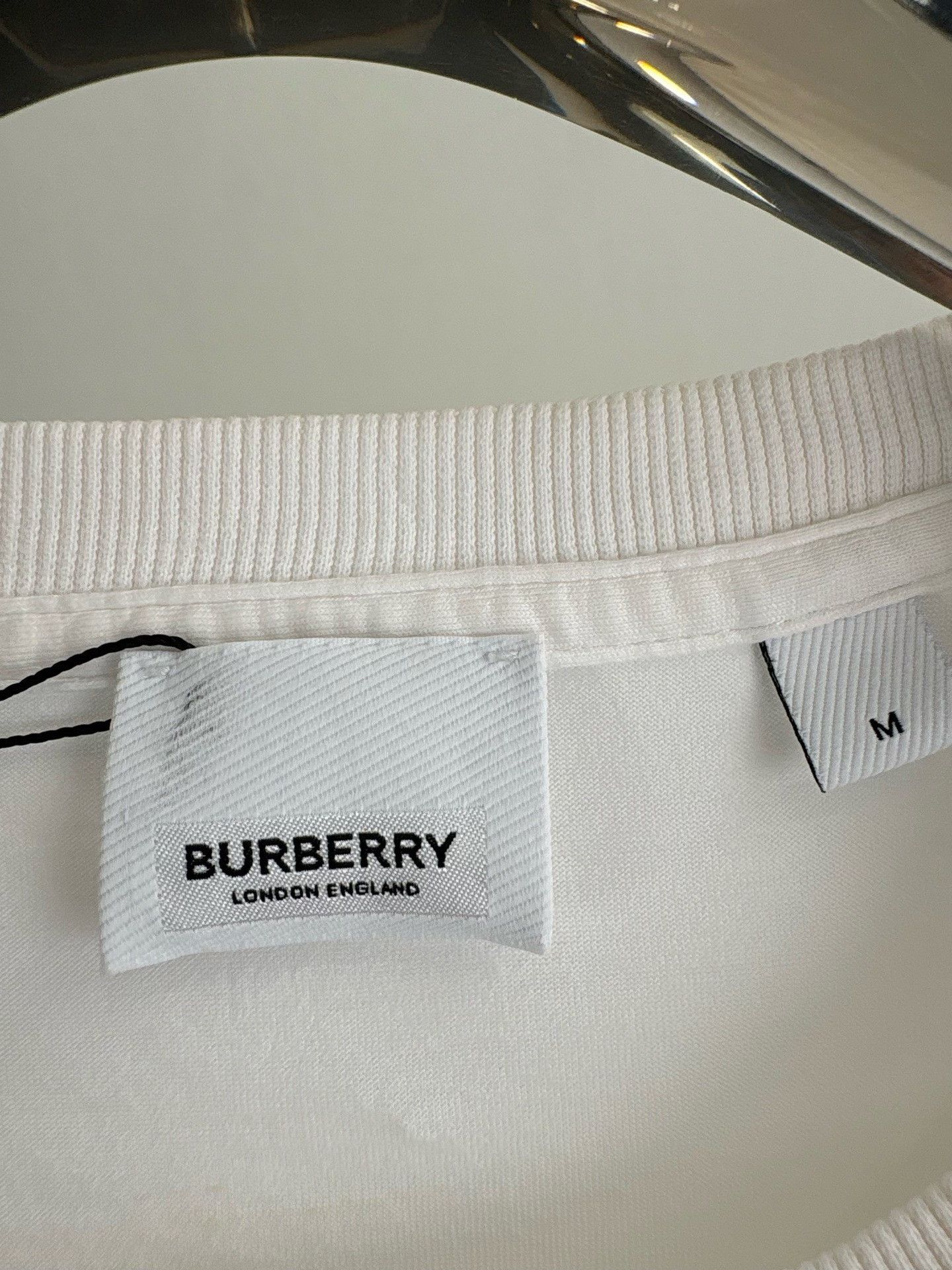 Burberry Burberry Horse Embroidery T-Shirt Size M Size US M / EU 48-50 / 2 - 5 Thumbnail
