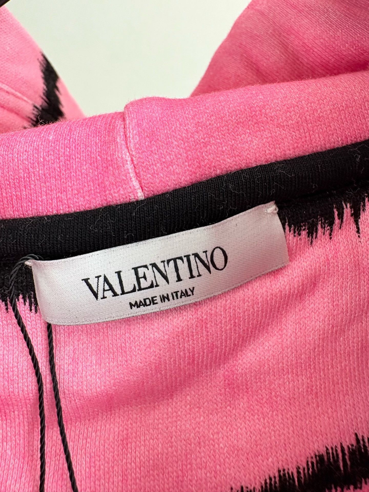 Valentino Valentino Pink Zebra Print Logo Hoodie Size L Size L / US 10 / IT 46 - 5 Thumbnail