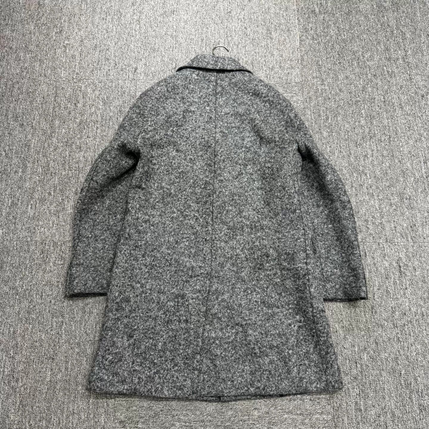 Neil Barrett Neil Barrett Virgin Wool Heavy Coat Size S Size US S / EU 44-46 / 1 - 6 Thumbnail