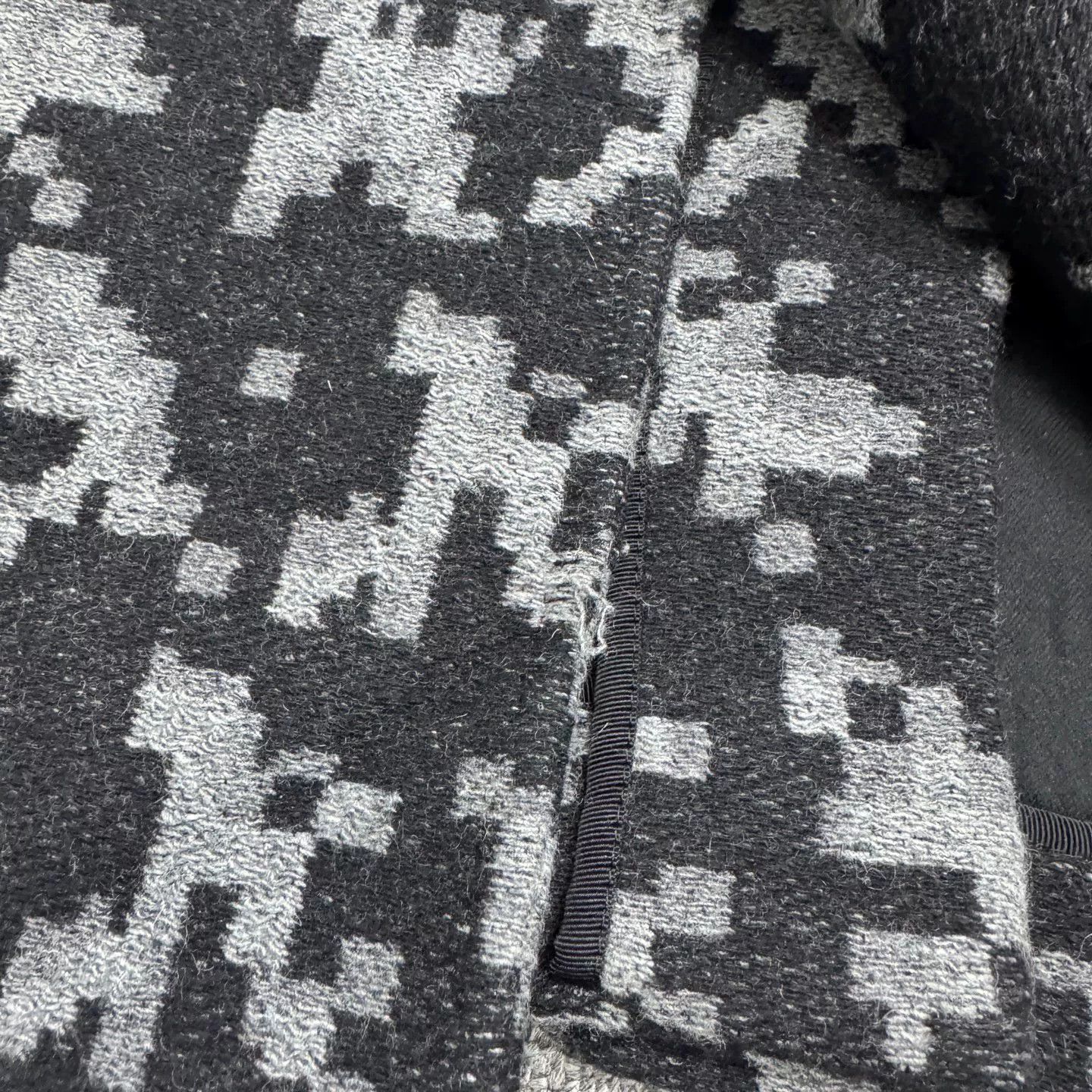 Neil Barrett Neil Barrett Pixel Houndstooth Wool Coat 46 Size US S / EU 44-46 / 1 - 3 Thumbnail