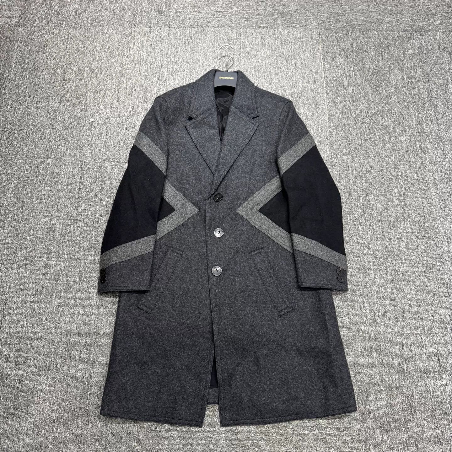 Neil Barrett Neil Barrett Colorblock Wool Heavy Coat 46 Size US S / EU 44-46 / 1 - 2 Thumbnail