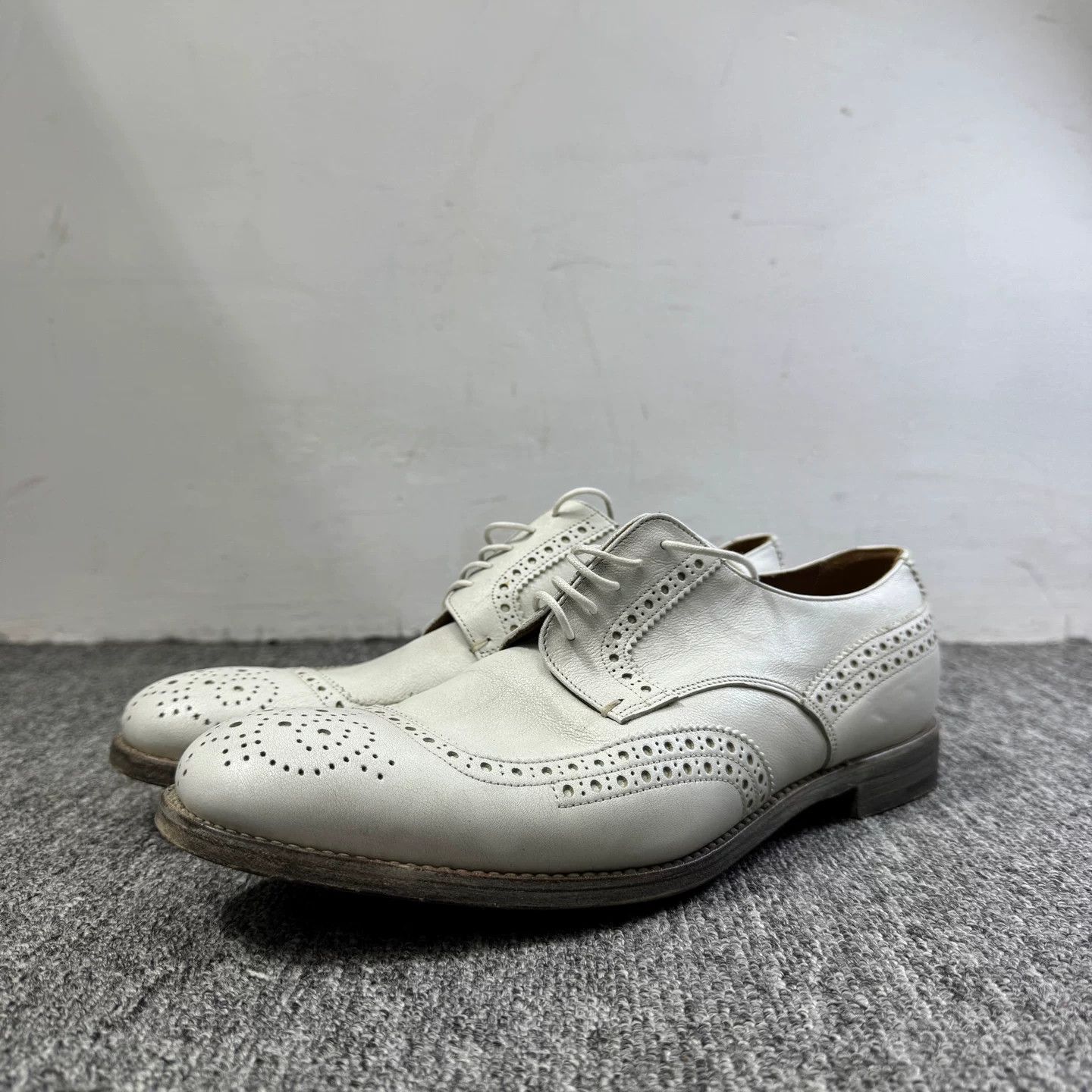 Prada Prada White Leather Brogue Shoes UK 6.5 Size US 7.5 / EU 40-41 - 2 Thumbnail