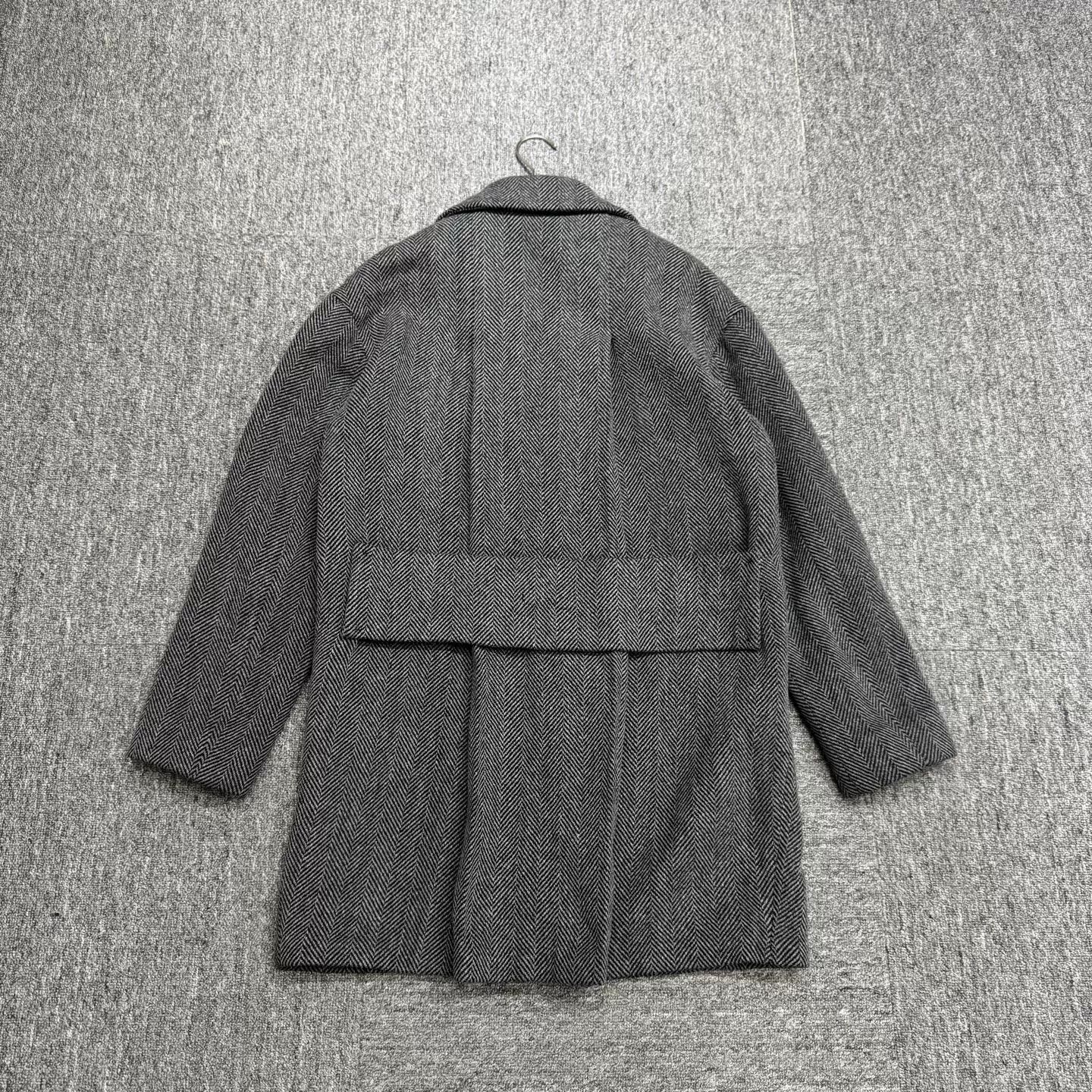 Valentino Valentino Herringbone Wool Coat Size M Size US M / EU 48-50 / 2 - 5 Thumbnail