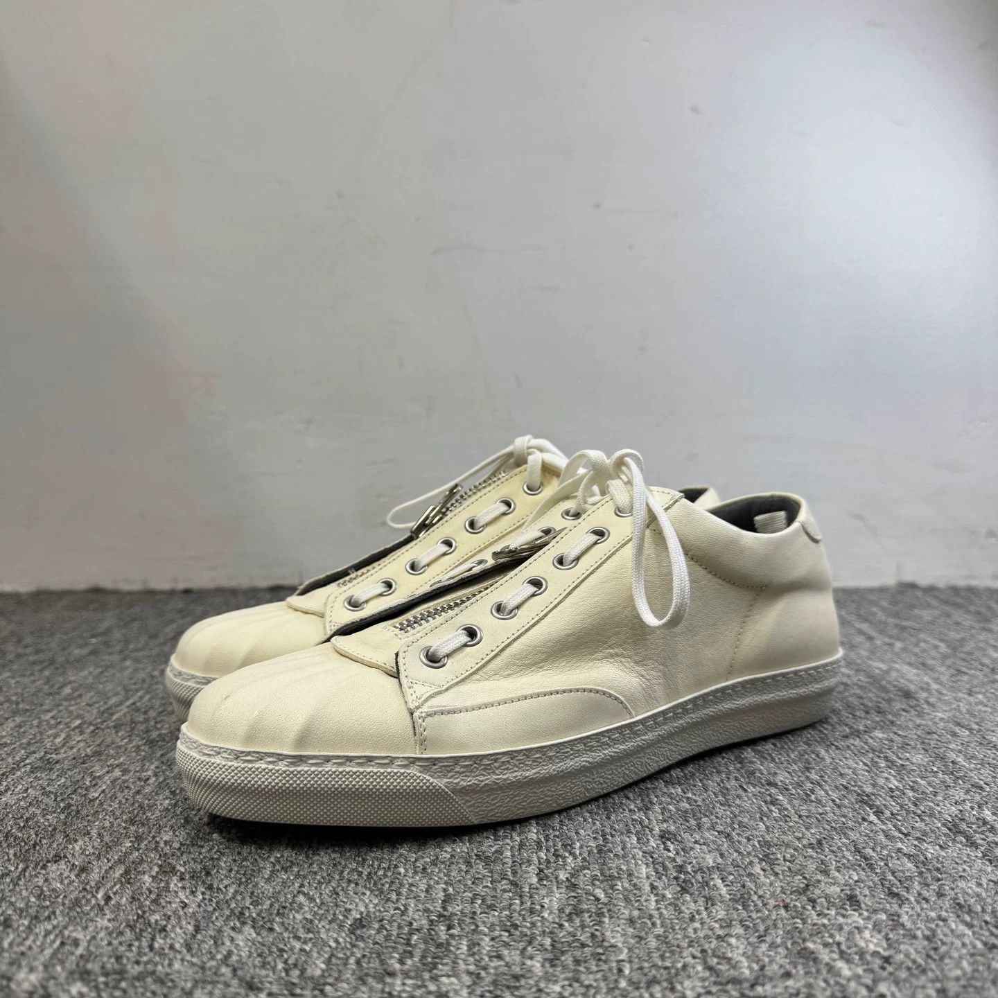 Alexander McQueen Alexander McQueen Zip Beige Sneakers EU 40 Size US 7 / EU 40 - 2 Thumbnail