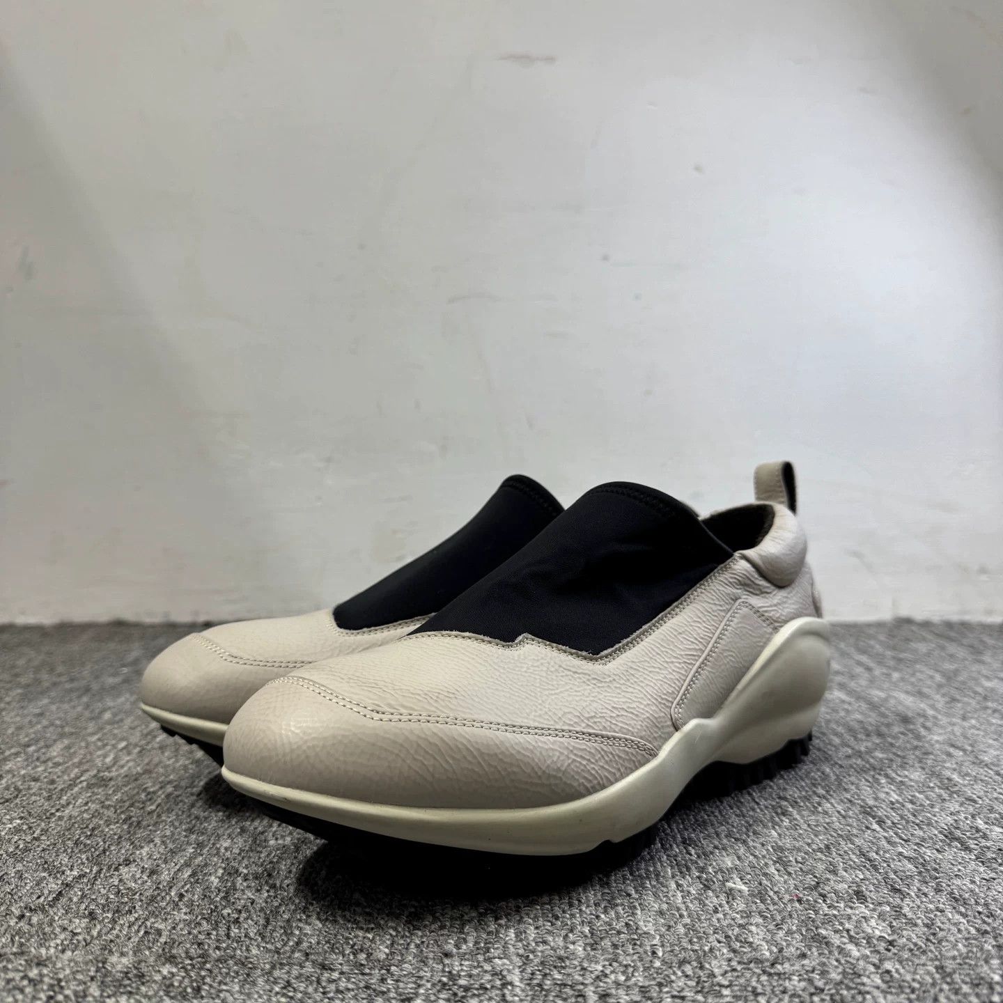 Lanvin Lanvin Pebble Leather Slip-On Sneakers 40.5 Size US 7.5 / EU 40-41 - 2 Thumbnail