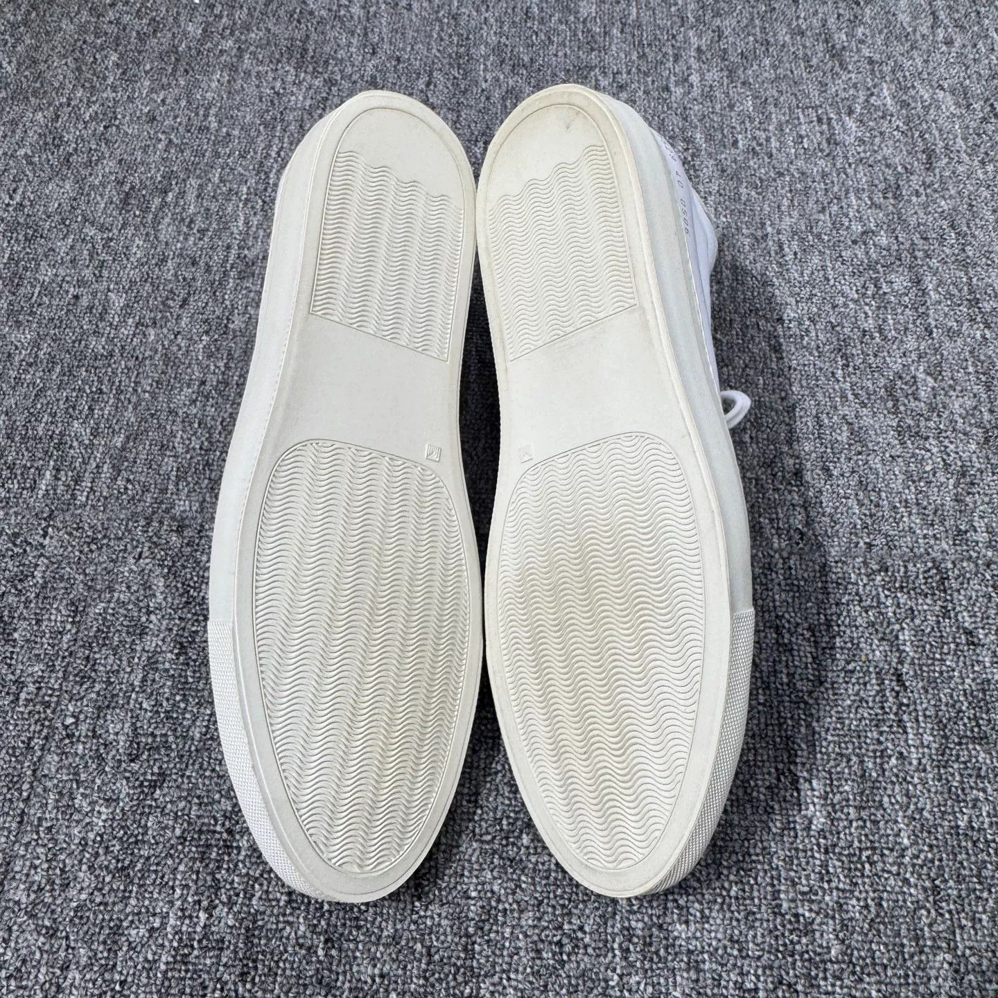 Common Projects Common Projects Achilles Mid White Sneakers 40 Size US 7 / EU 40 - 5 Thumbnail