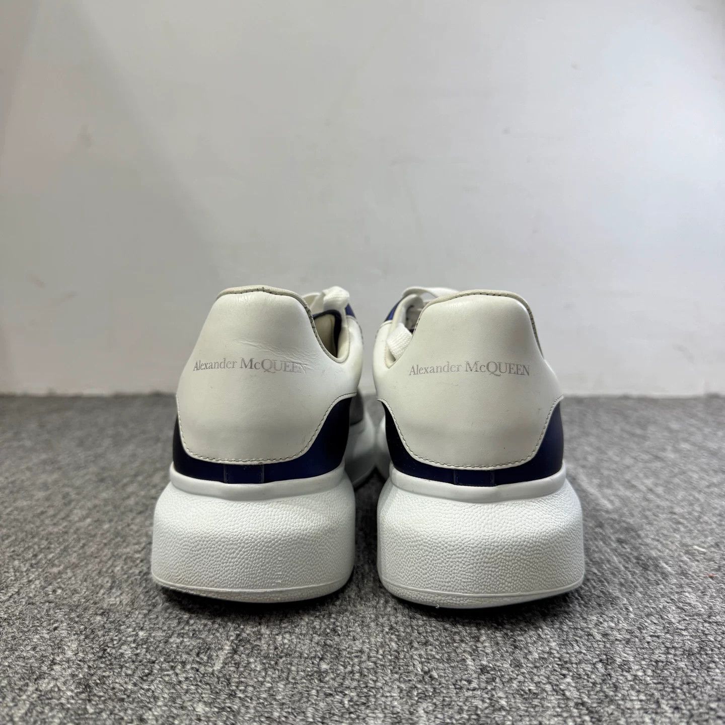 Alexander McQueen Alexander McQueen Metallic Blue Oversized Sneakers EU 40 Size US 7 / EU 40 - 4 Thumbnail