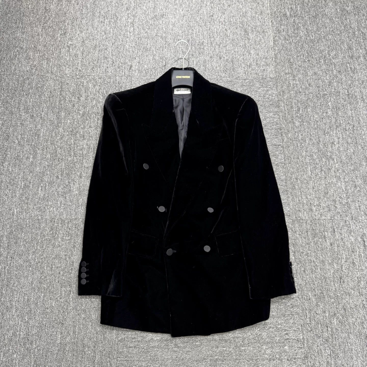 Saint Laurent Paris Saint Laurent Double Breasted Velvet Blazer Size 46 Size 36R - 2 Thumbnail