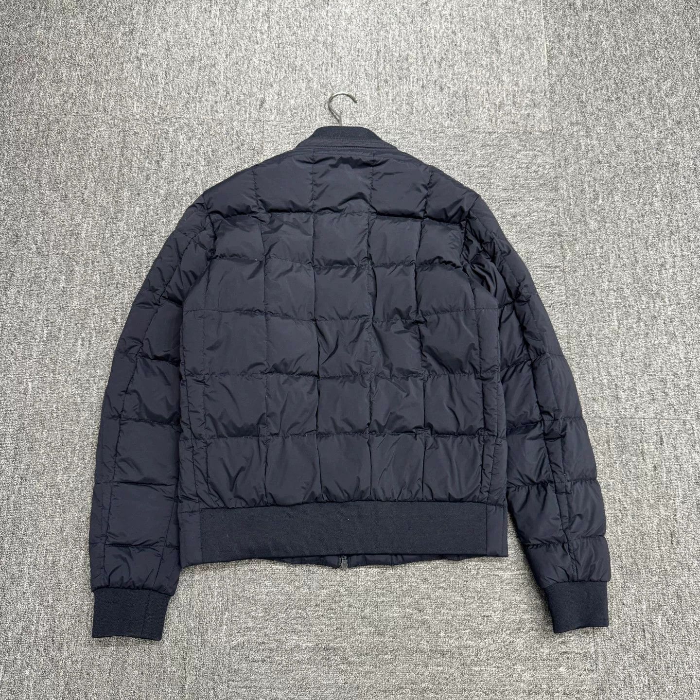 Armani Armani Jeans Quilted Down Bomber Jacket Size 50 Size US M / EU 48-50 / 2 - 6 Thumbnail