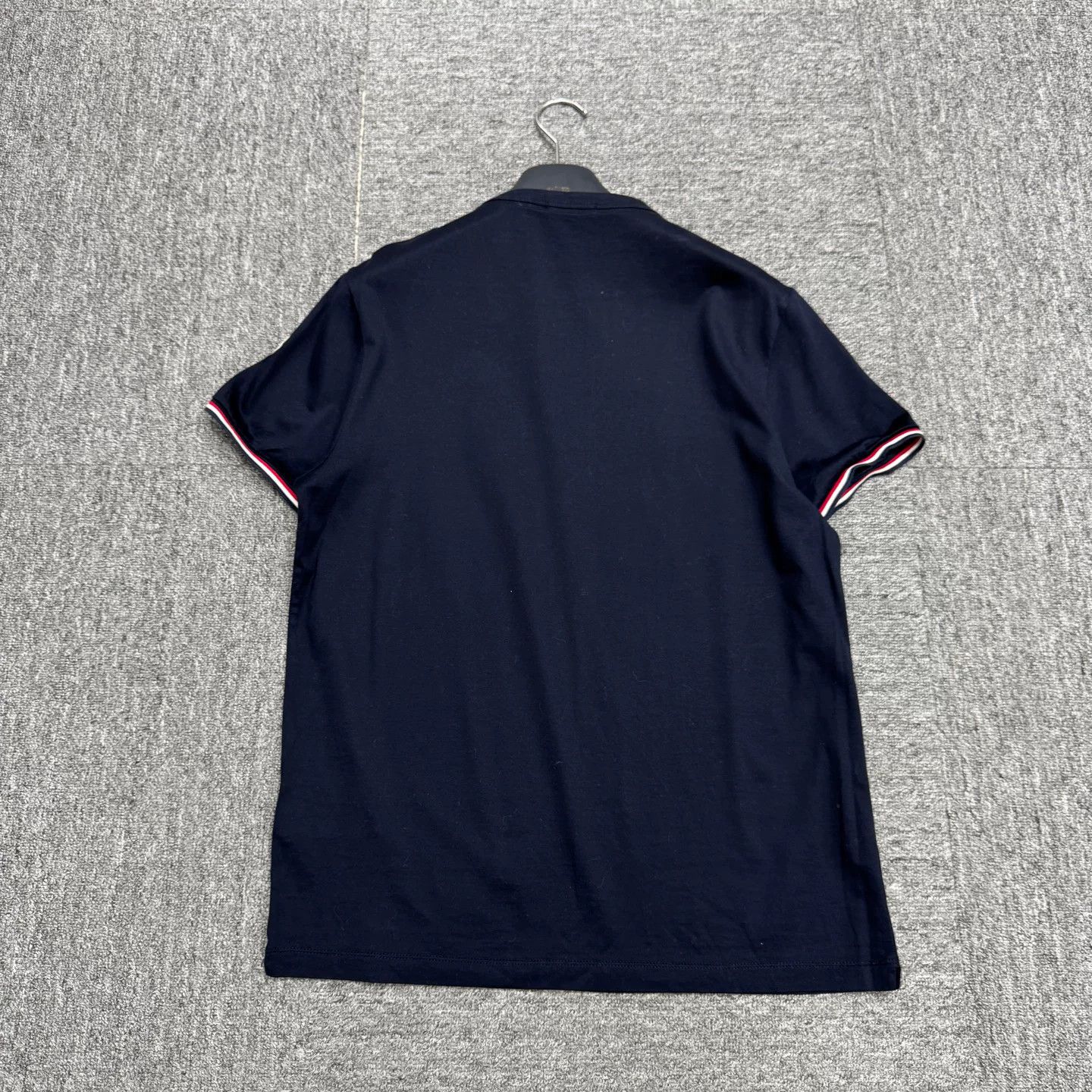 Moncler Moncler Pocket T-Shirt Size M Size US M / EU 48-50 / 2 - 6 Thumbnail