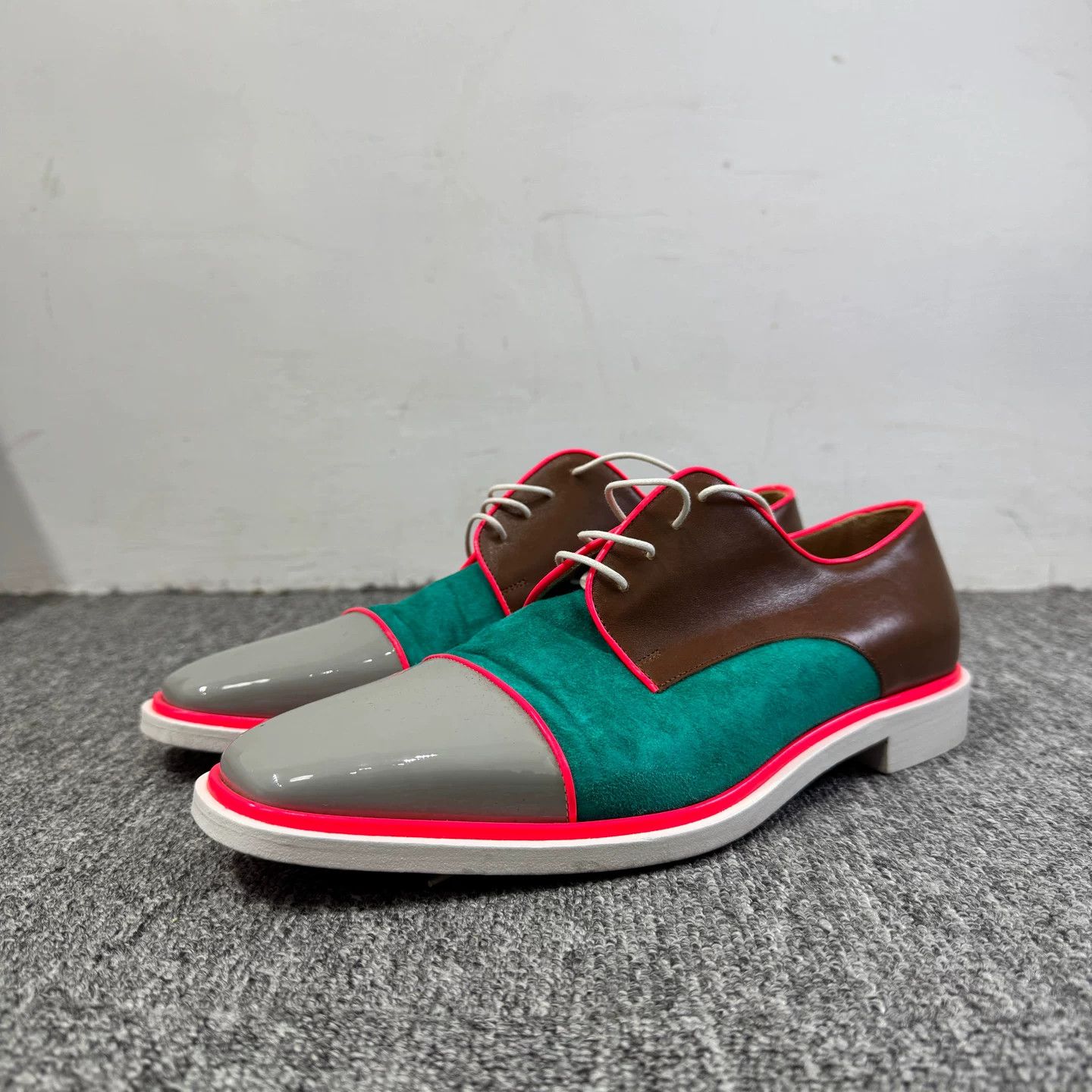Christian Louboutin Christian Louboutin Suede Mixed Leather Shoes 40.5 Size US 7.5 / EU 40-41 - 2 Thumbnail