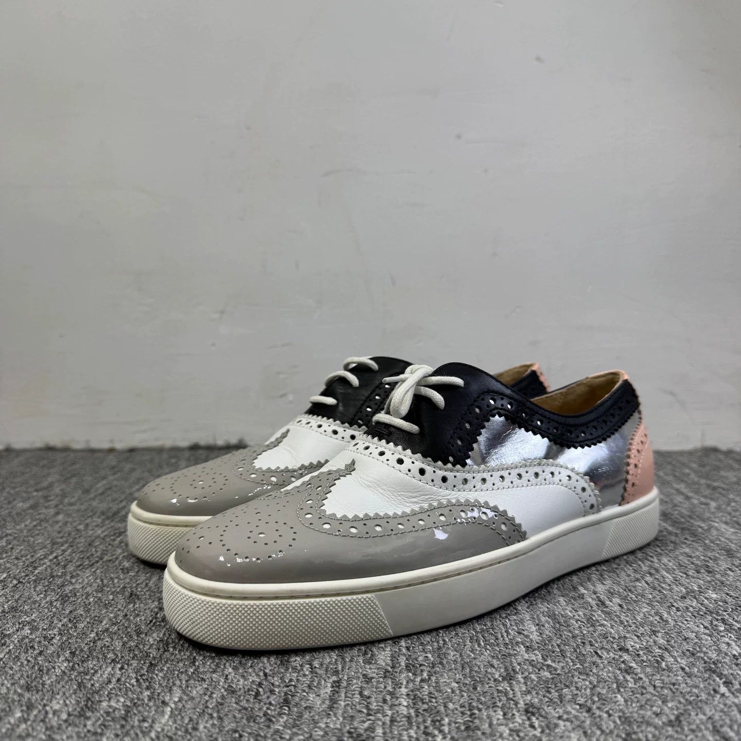 Christian Louboutin Christian Louboutin Multi-Color Brogue Sneakers 40.5 Size US 7.5 / EU 40-41 - 2 Thumbnail