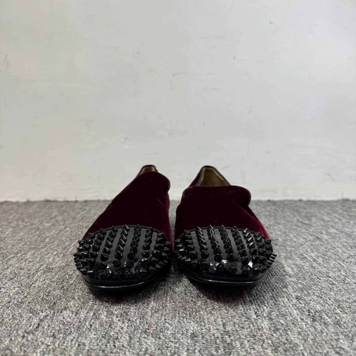 Christian Louboutin Christian Louboutin Studded Velvet Loafers EU 40.5 Size US 7.5 / EU 40-41 - 3 Thumbnail