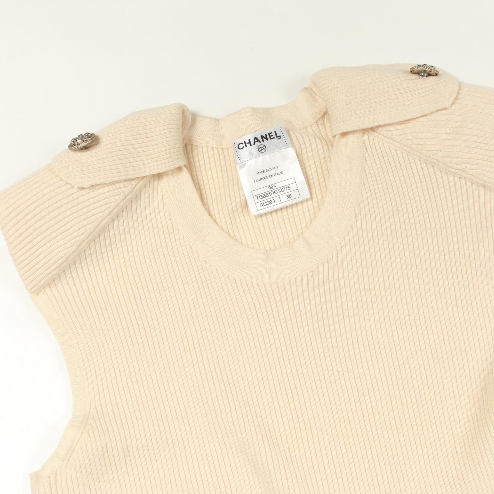 Chanel Chanel Chanel Coco Mark Button Cashmere Vest Textile Tops P36517K02275 DUTY FREE for USA Size ONE SIZE - 5 Thumbnail
