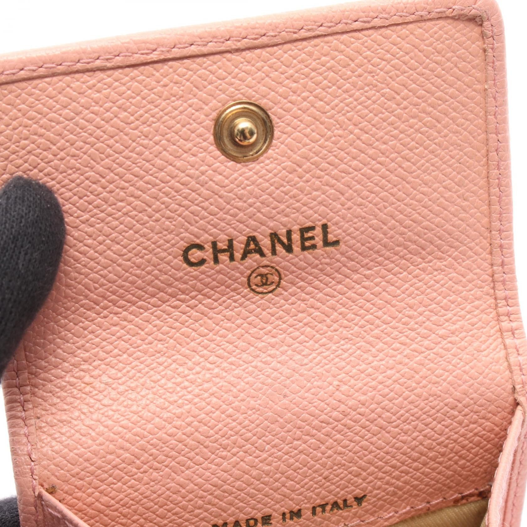 Chanel Chanel Chanel Coco Button Leather Coin Case Leather Coin Case DUTY FREE for USA Size ONE SIZE - 4 Thumbnail