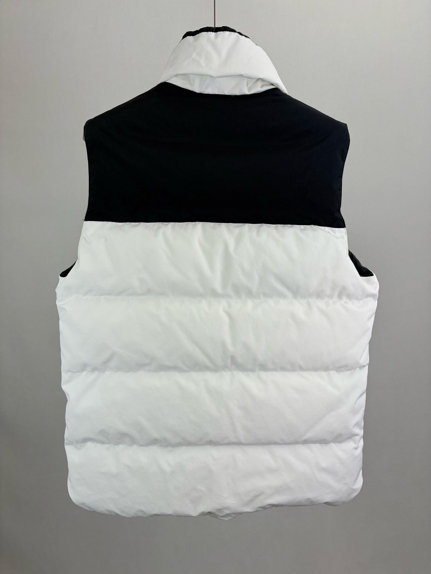 Canada Goose Canada Goose Colorblock Down Vest Size M Size US M / EU 48-50 / 2 - 3 Thumbnail