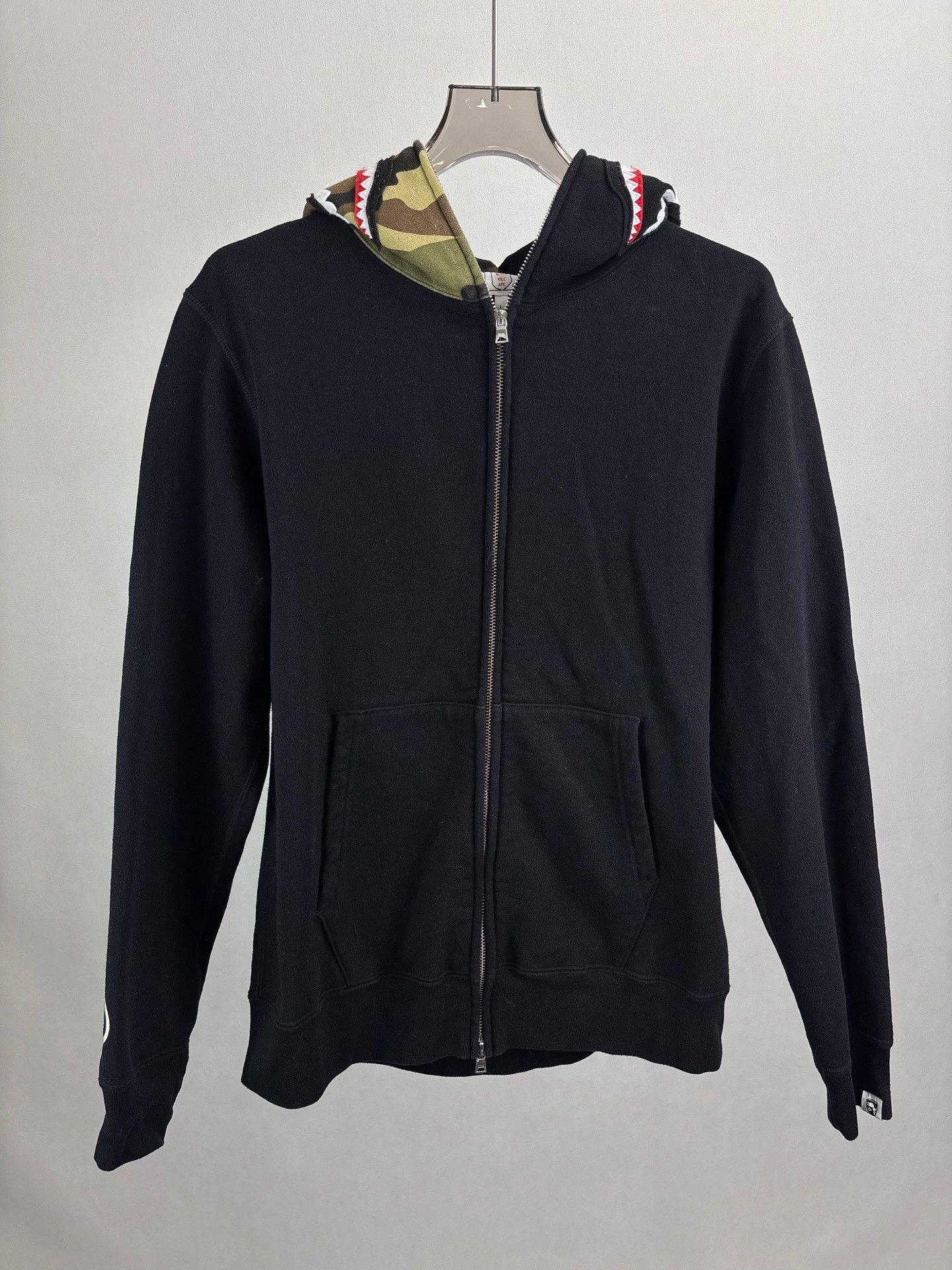 Bape BAPE Camo Shark Full Zip Hoodie Size L Size US L / EU 52-54 / 3 - 2 Thumbnail