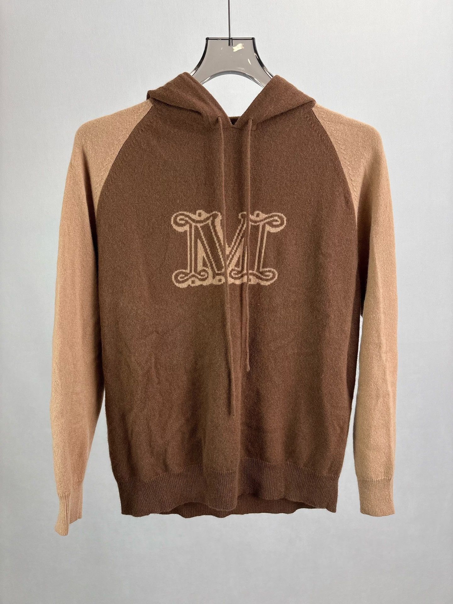 Max Mara Max Mara 100% Cashmere Logo Hoodie S Size S / US 4 / IT 40 - 2 Thumbnail