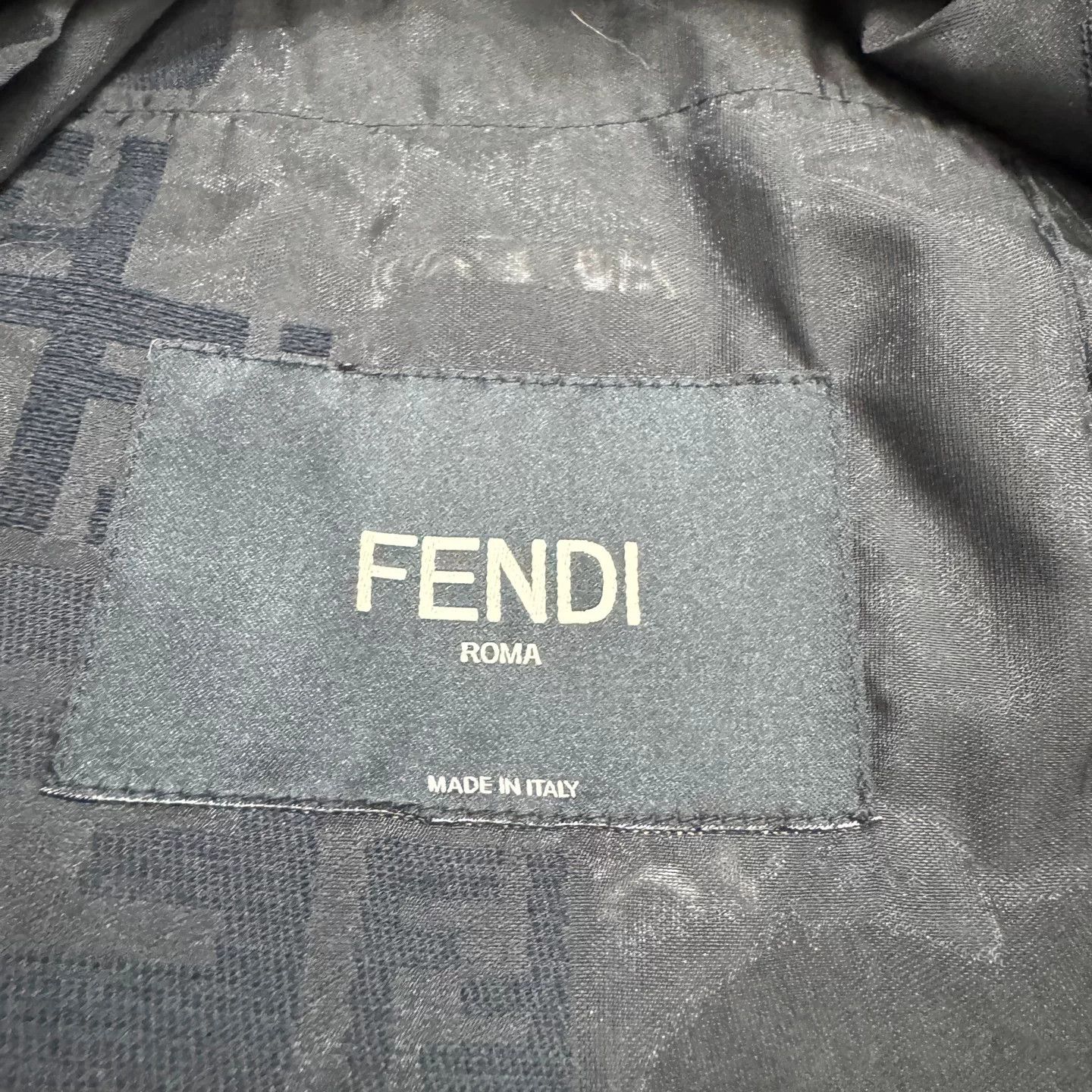 Fendi Fendi FF Monogram Raincoat Size 48 Size US M / EU 48-50 / 2 - 4 Thumbnail