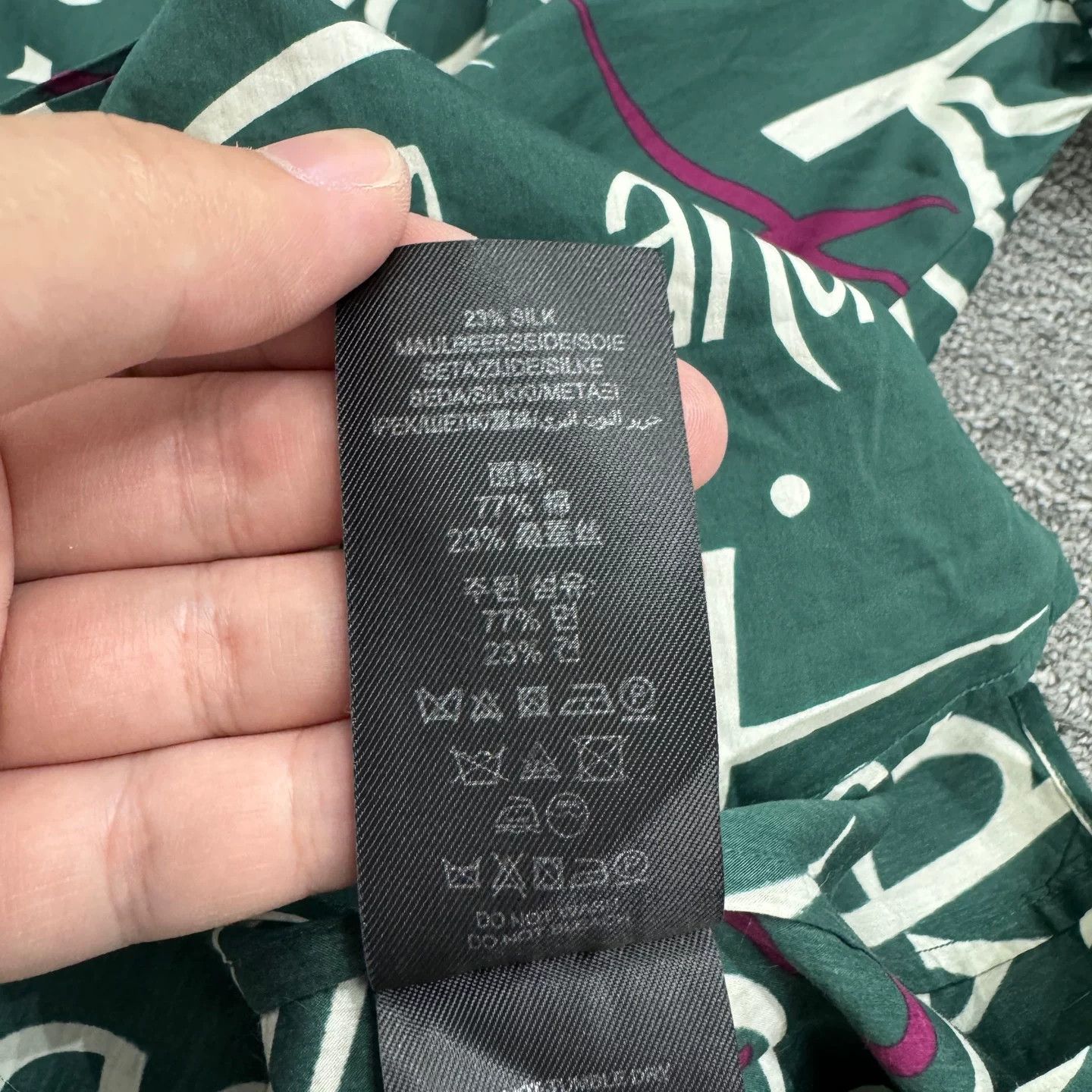 Burberry Burberry Prorsum Graffiti Script Cotton Silk Shirt Size 40 Size US M / EU 48-50 / 2 - 5 Thumbnail
