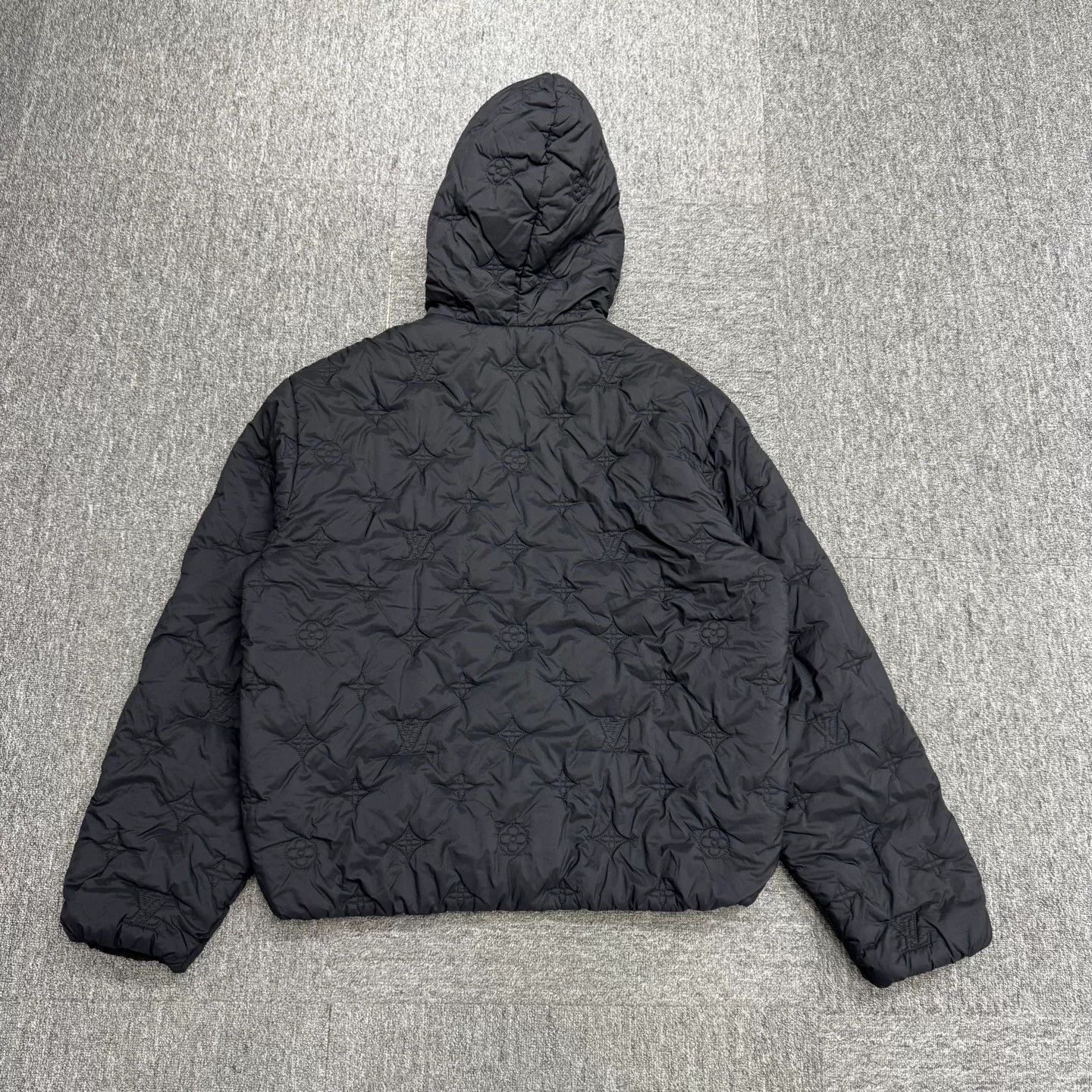 Louis Vuitton Louis Vuitton Monogram Quilted Hooded Jacket 50 Size US M / EU 48-50 / 2 - 6 Thumbnail