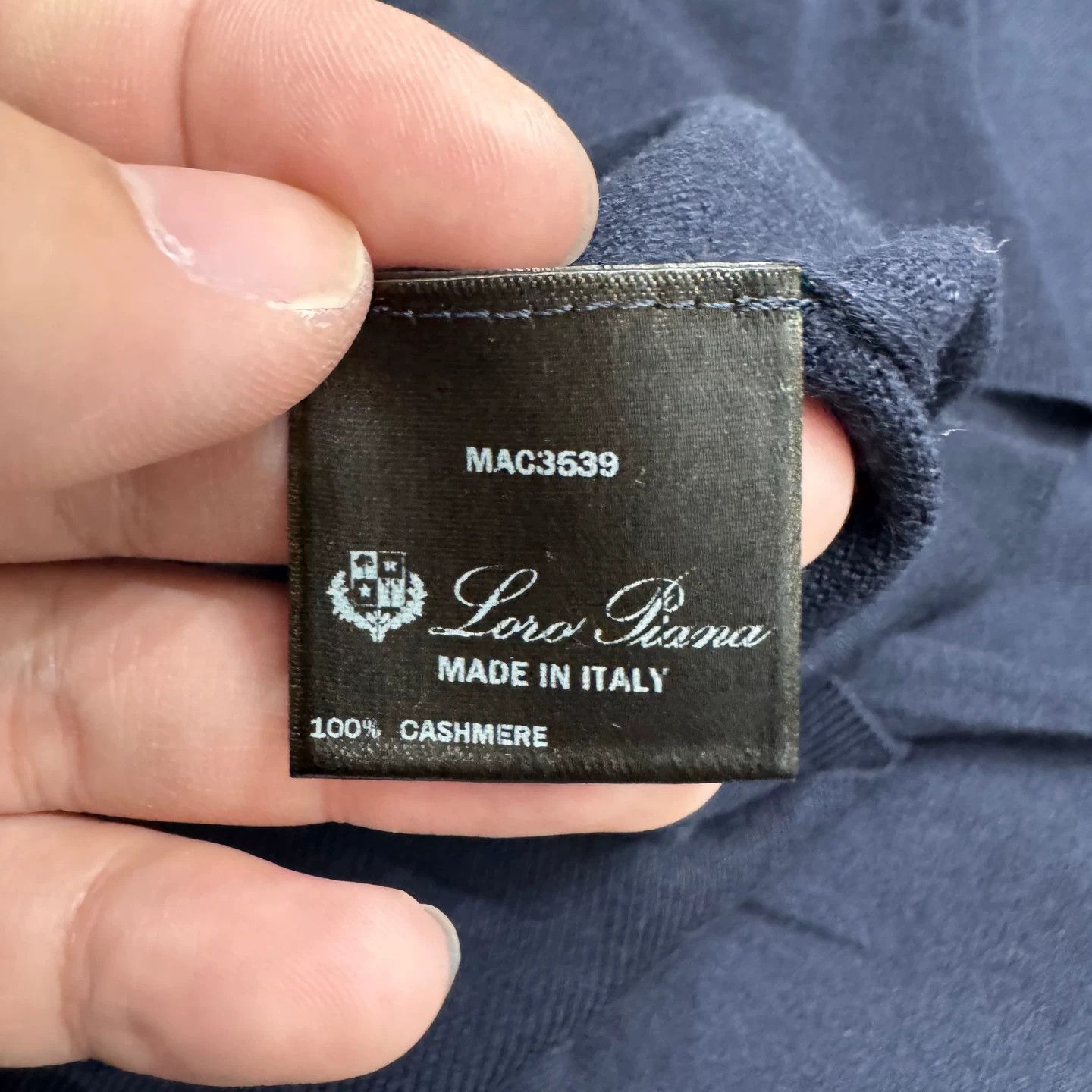 Loro Piana Loro Piana 100% Cashmere V-Neck Sweater US XXL / EU 58 Size US XXL / EU 58 / 5 - 4 Thumbnail