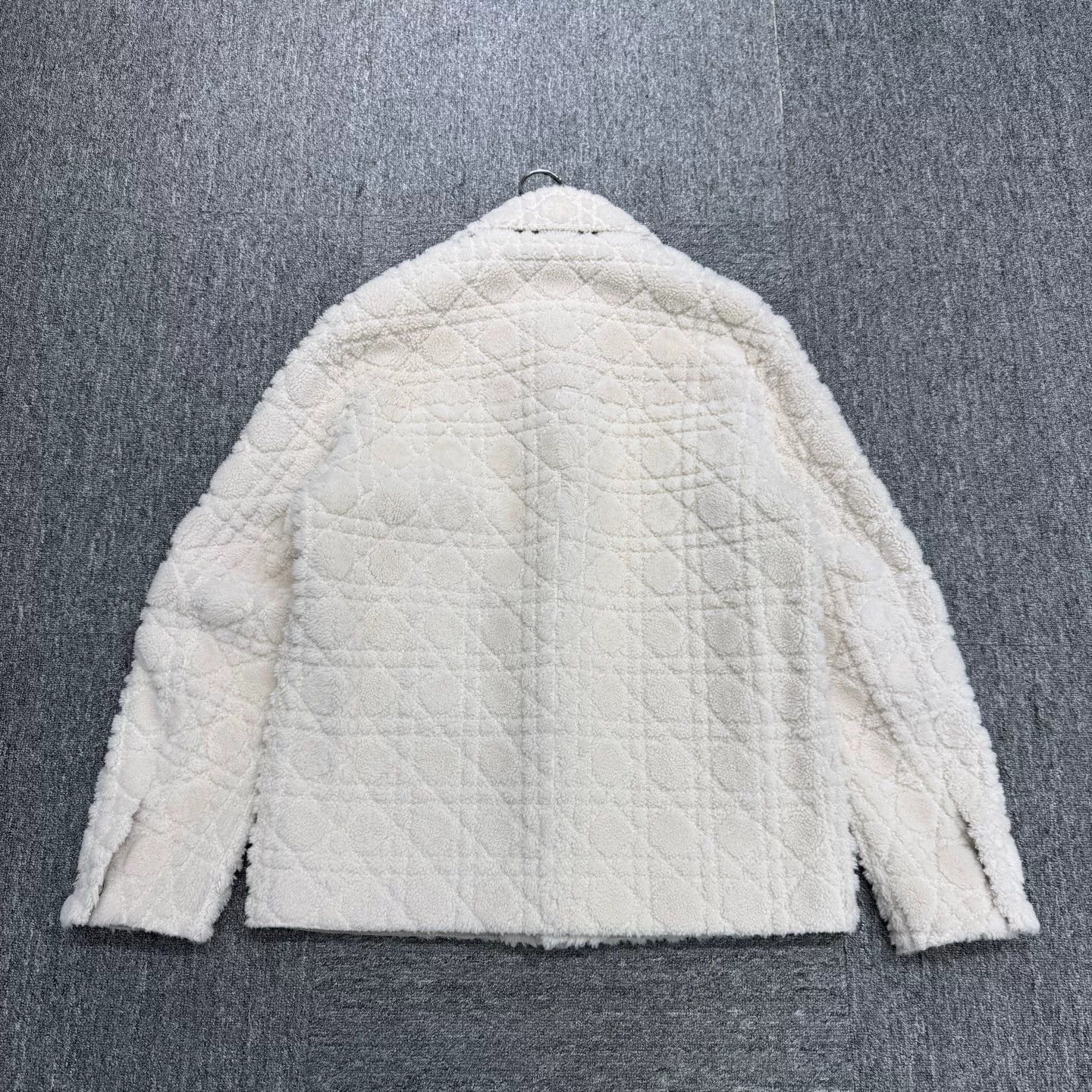 Dior Dior Cannage Quilted Shearling Jacket EU 46 Size US S / EU 44-46 / 1 - 6 Thumbnail