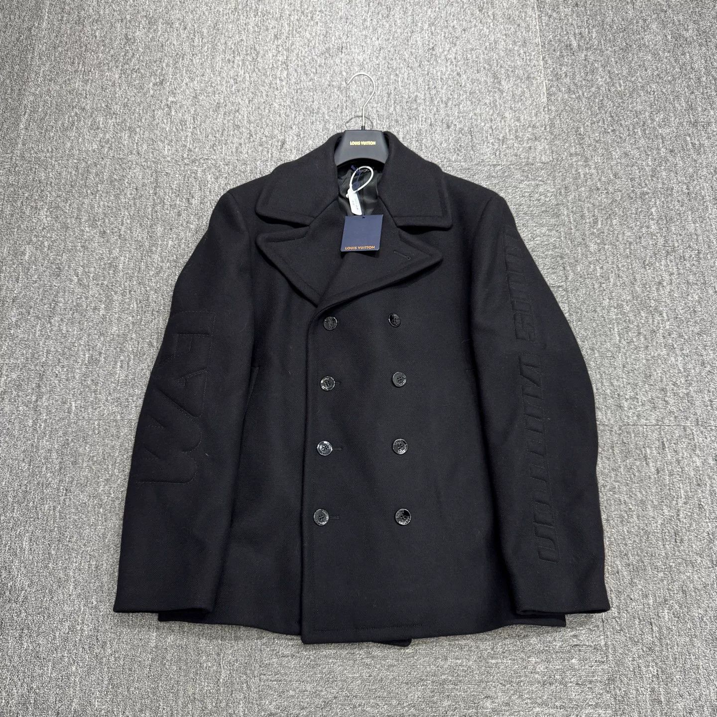 Louis Vuitton Louis Vuitton Tech Wool Double Breasted Peacoat 50 Size US M / EU 48-50 / 2 - 2 Thumbnail
