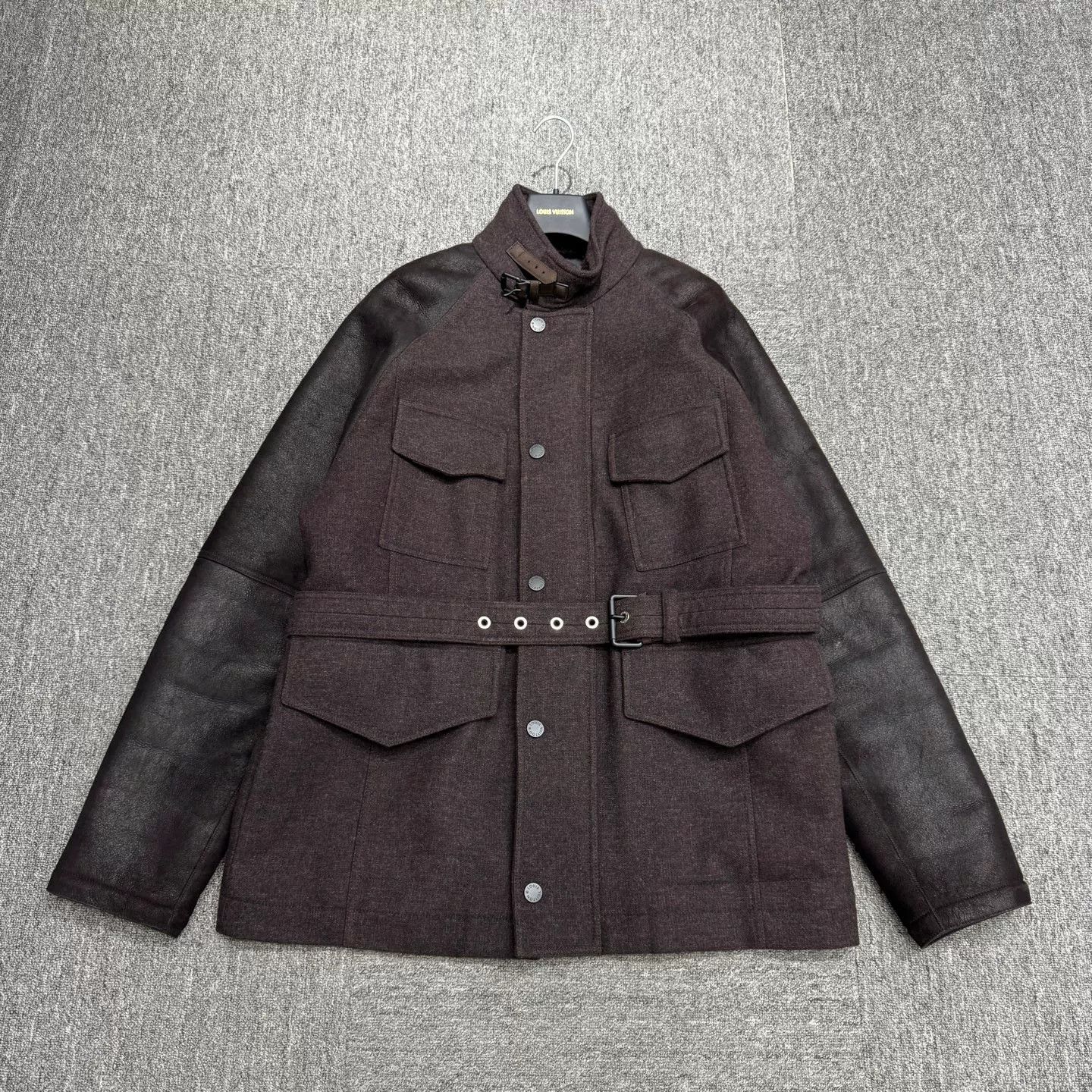 Louis Vuitton Louis Vuitton Shearling Panel Wool Coat 54 Size US L / EU 52-54 / 3 - 2 Thumbnail