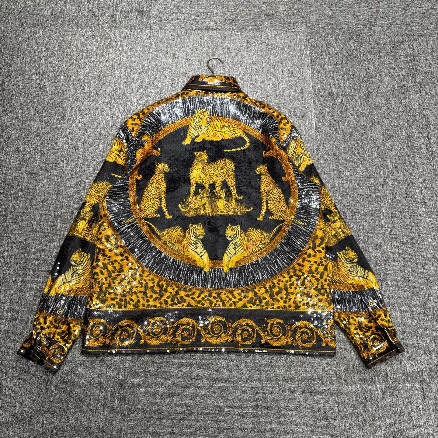 Versace Versace Sequin Leopard Print Shirt Size 50 Size US M / EU 48-50 / 2 - 6 Thumbnail