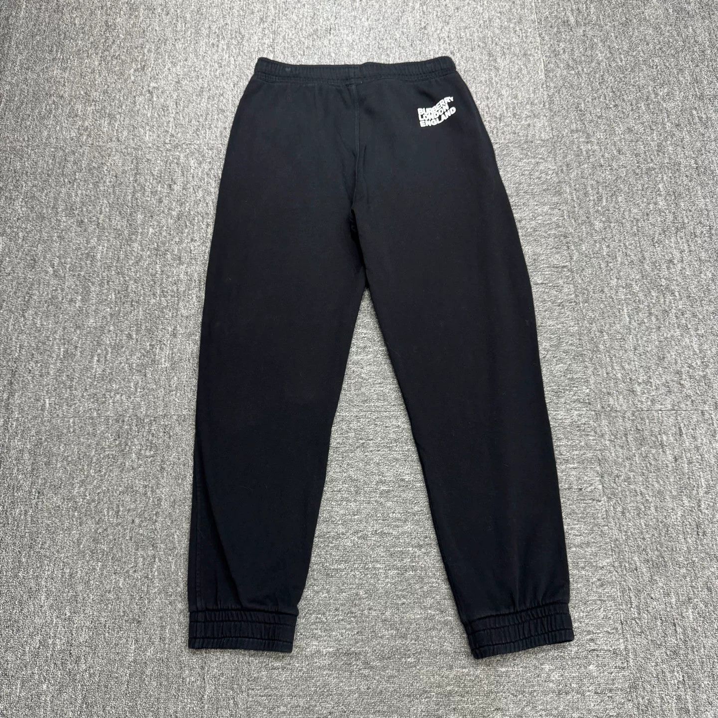 Burberry Burberry LOVE Print Sweatpants S Size US 30 / EU 46 - 7 Thumbnail