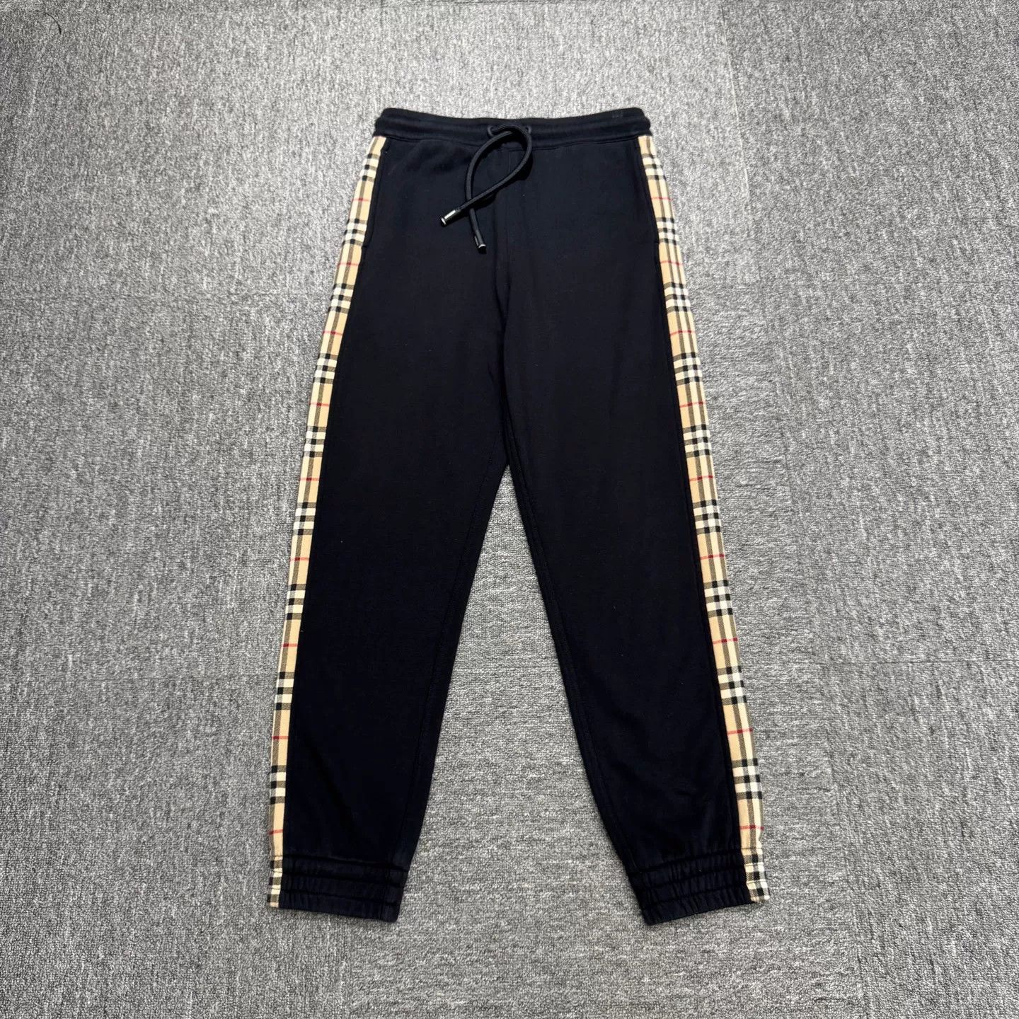 Burberry Burberry Check Stripe Sweatpants Size S Size US 30 / EU 46 - 2 Thumbnail