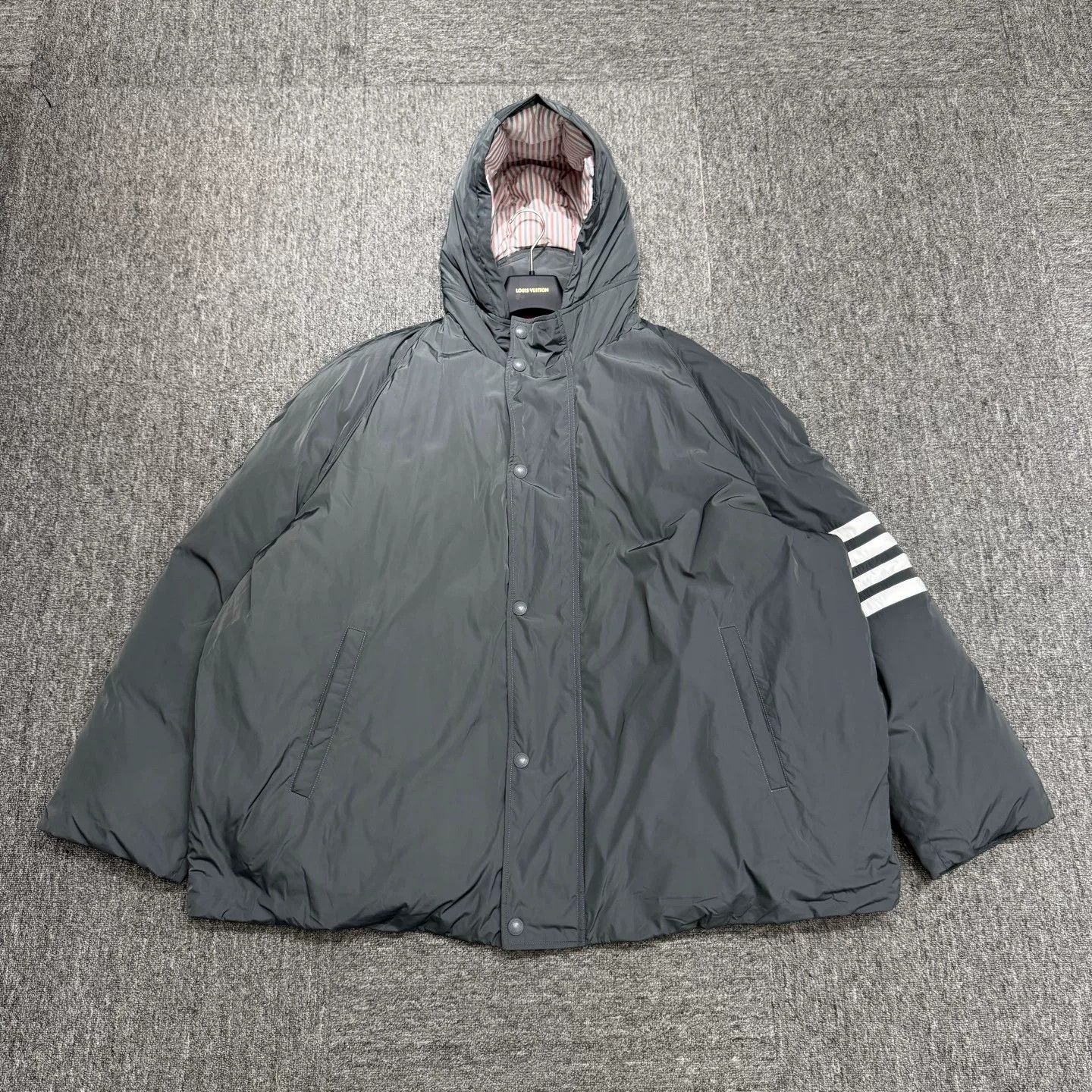 Thom Browne Thom Browne 4-Bar Down Puffer Jacket Size 5 Size US XXL / EU 58 / 5 - 2 Thumbnail