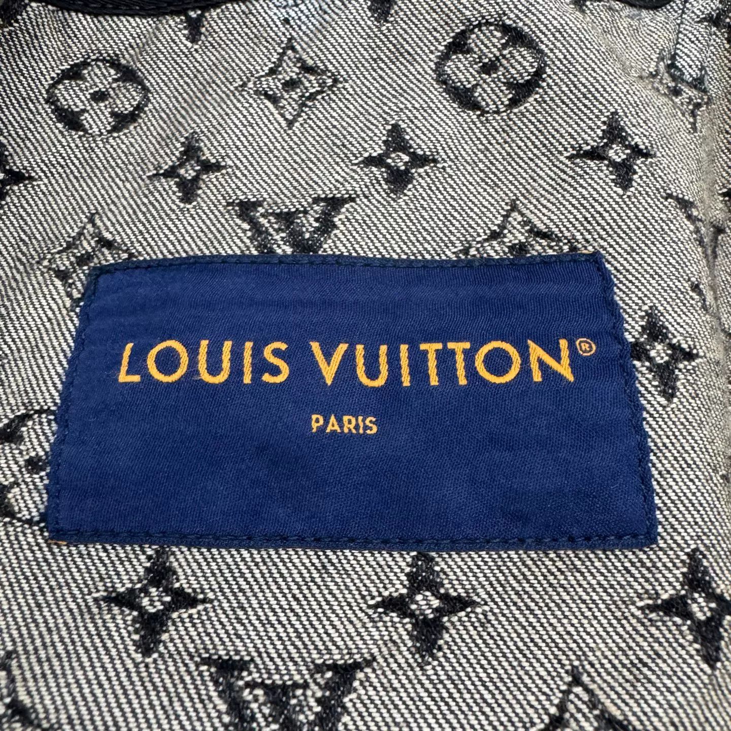 Louis Vuitton Louis Vuitton Rhinestone Monogram Denim Jacket 48 Size US M / EU 48-50 / 2 - 3 Thumbnail