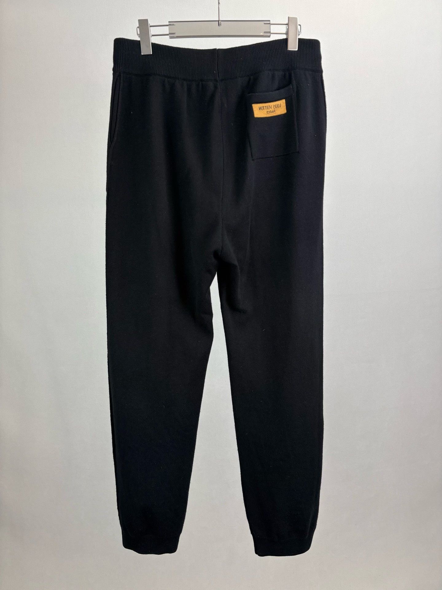 Louis Vuitton Louis Vuitton Back Logo Cashmere Knit Sweatpants XL Size US 36 / EU 52 - 3 Thumbnail