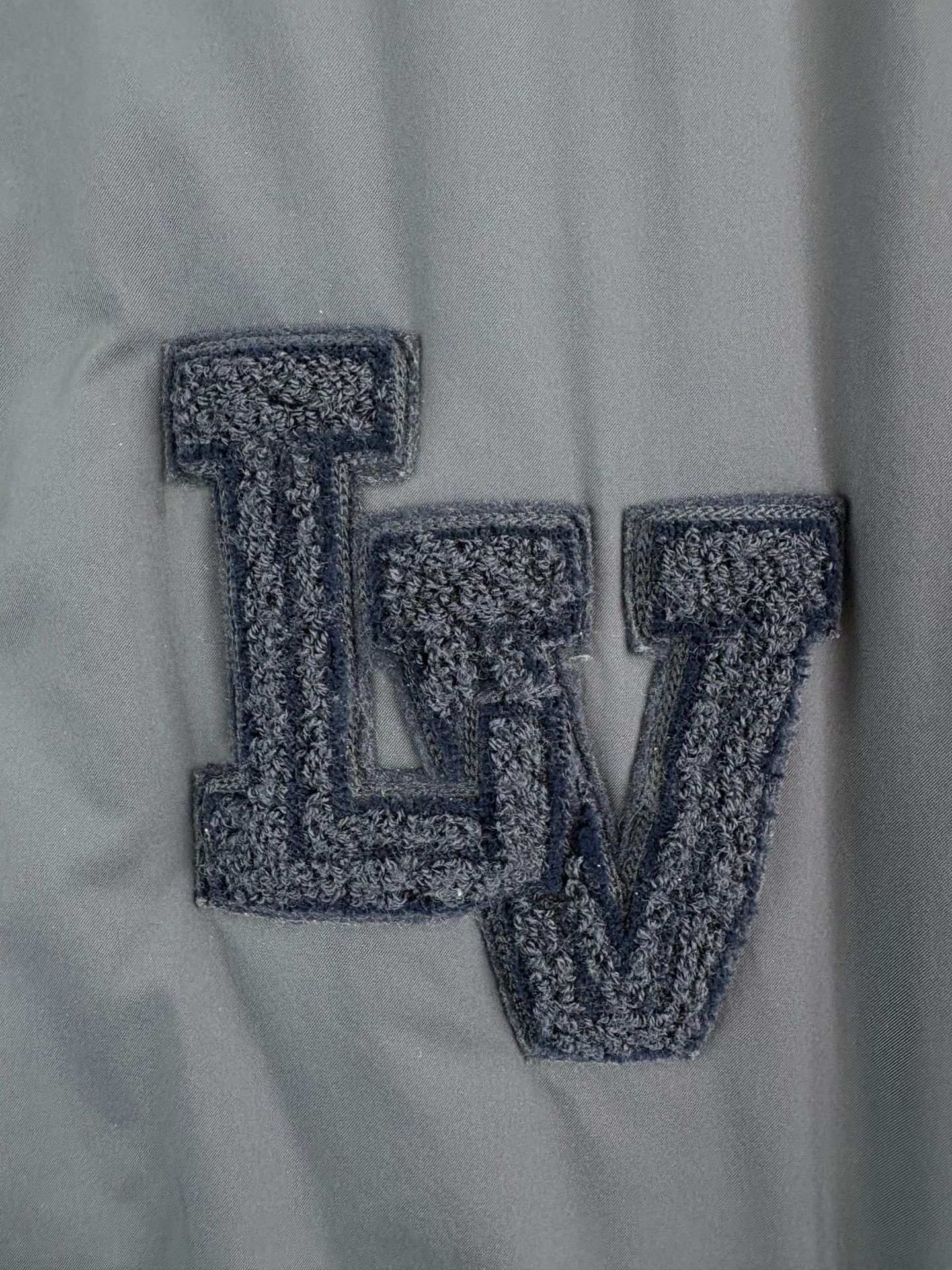 Louis Vuitton Louis Vuitton LV Embroidered Logo Coach Jacket Size 54 Size US L / EU 52-54 / 3 - 4 Thumbnail