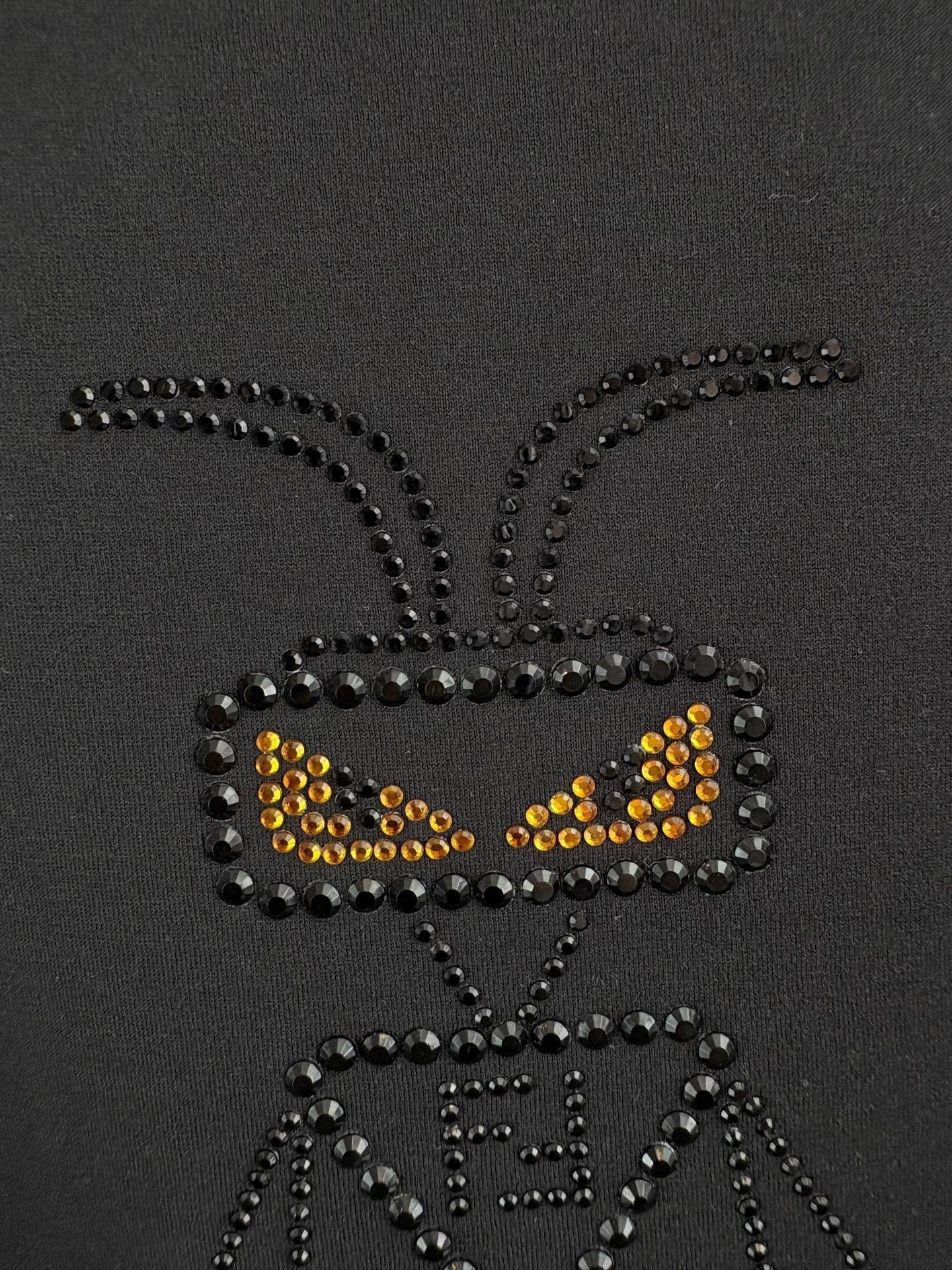 Fendi Fendi Rhinestone Bug T-Shirt XXL Size US XXL / EU 58 / 5 - 4 Thumbnail