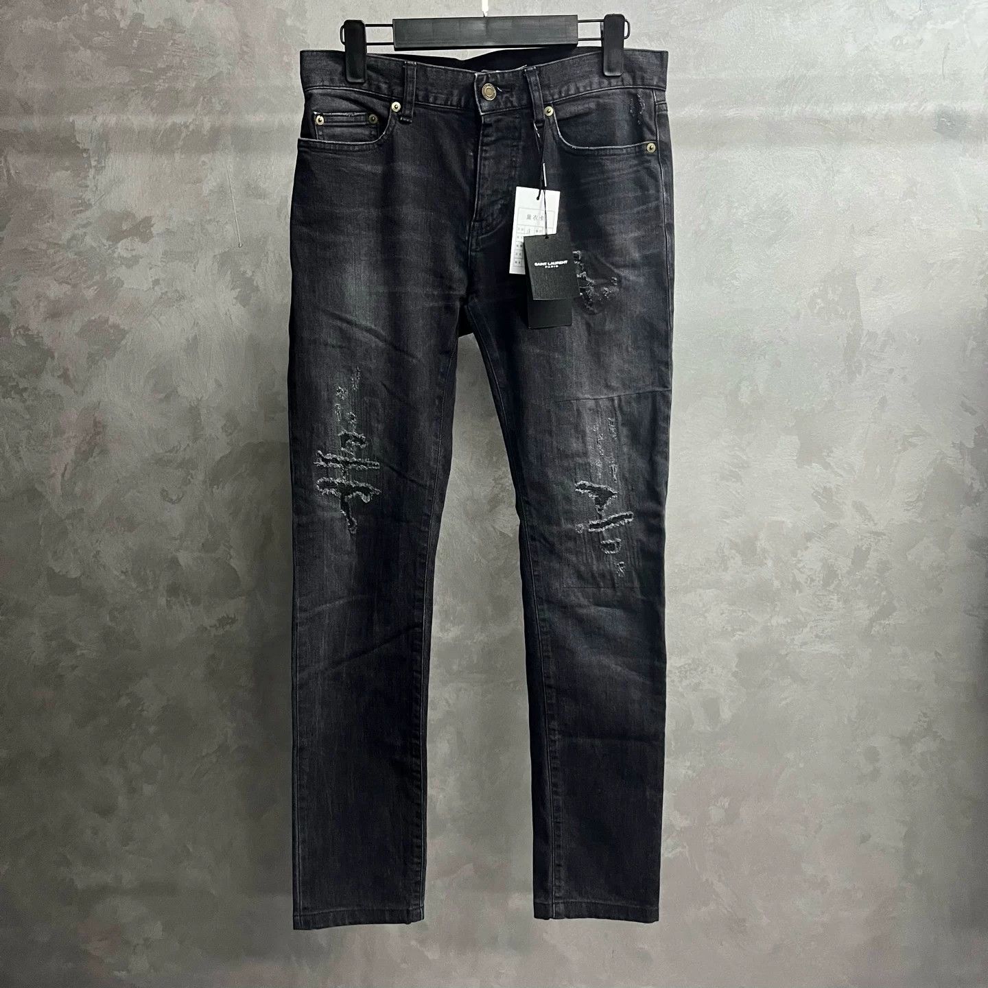 Saint Laurent Paris Saint Laurent Black Distressed D02 Jeans 28 Size US 28 / EU 44 - 2 Thumbnail