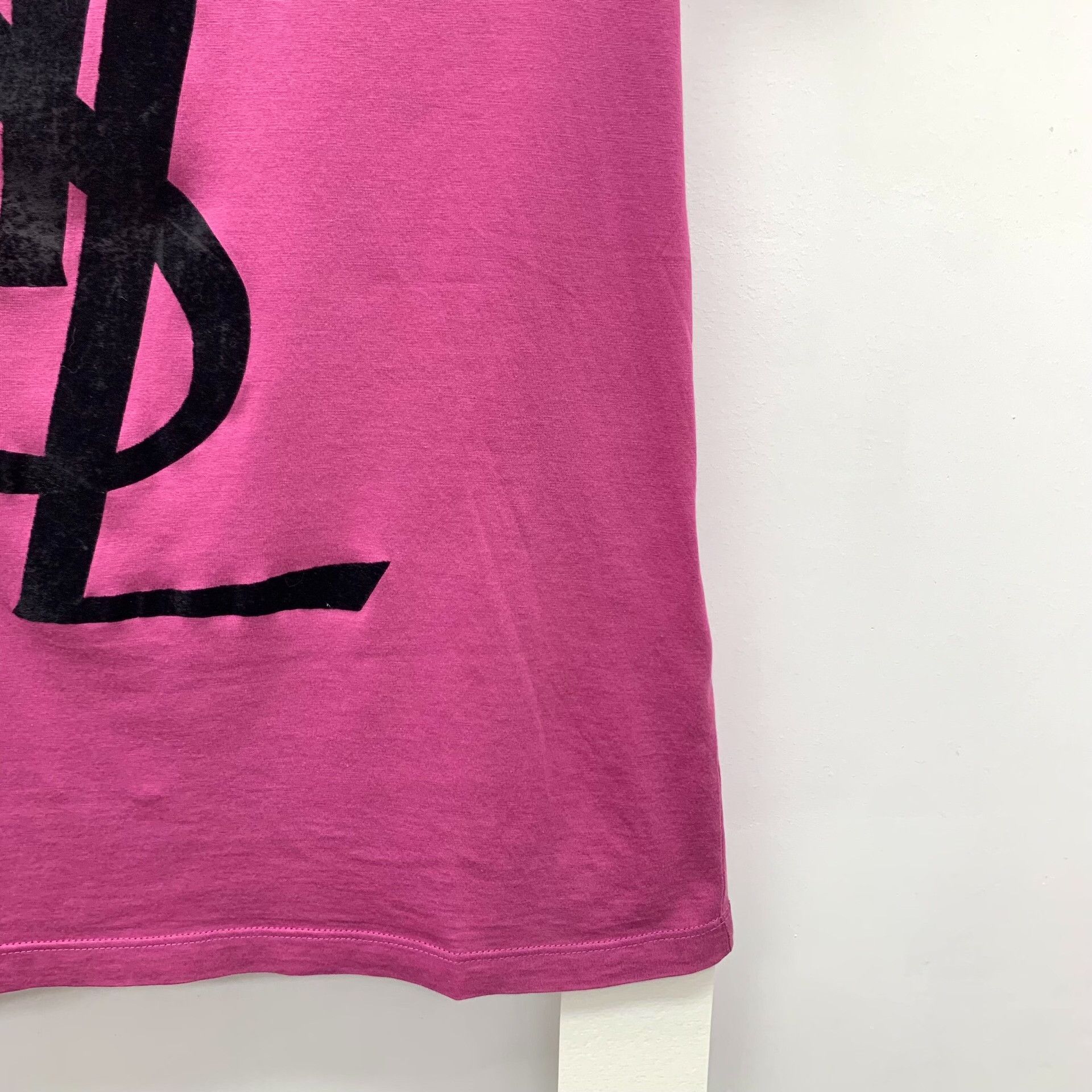 Yves Saint Laurent Yves Saint Laurent Logo Print T-Shirt fr 34 Size XS / US 0-2 / IT 36-38 - 5 Thumbnail