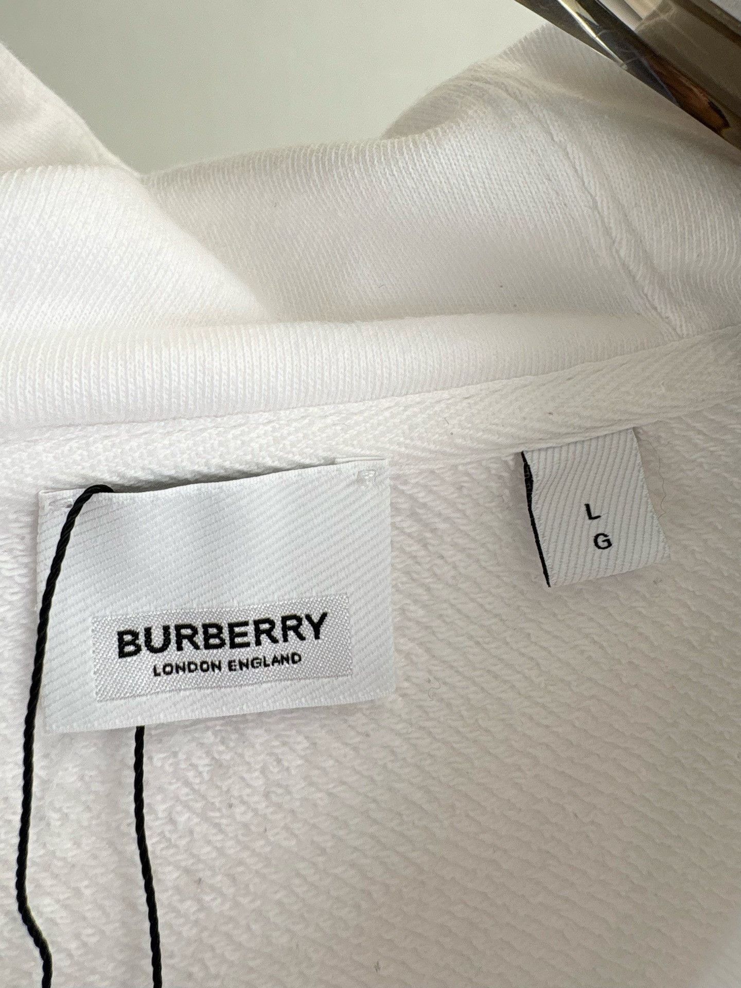 Burberry Burberry Unicorn Graphic Hoodie White Size L Size US L / EU 52-54 / 3 - 5 Thumbnail