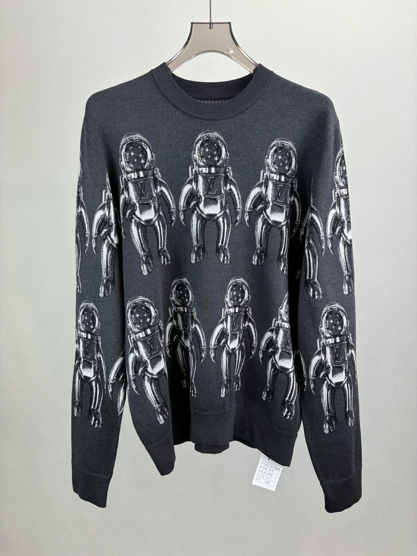 Louis Vuitton Louis Vuitton Astronaut Intarsia Sweater XL Size US XL / EU 56 / 4 - 2 Thumbnail