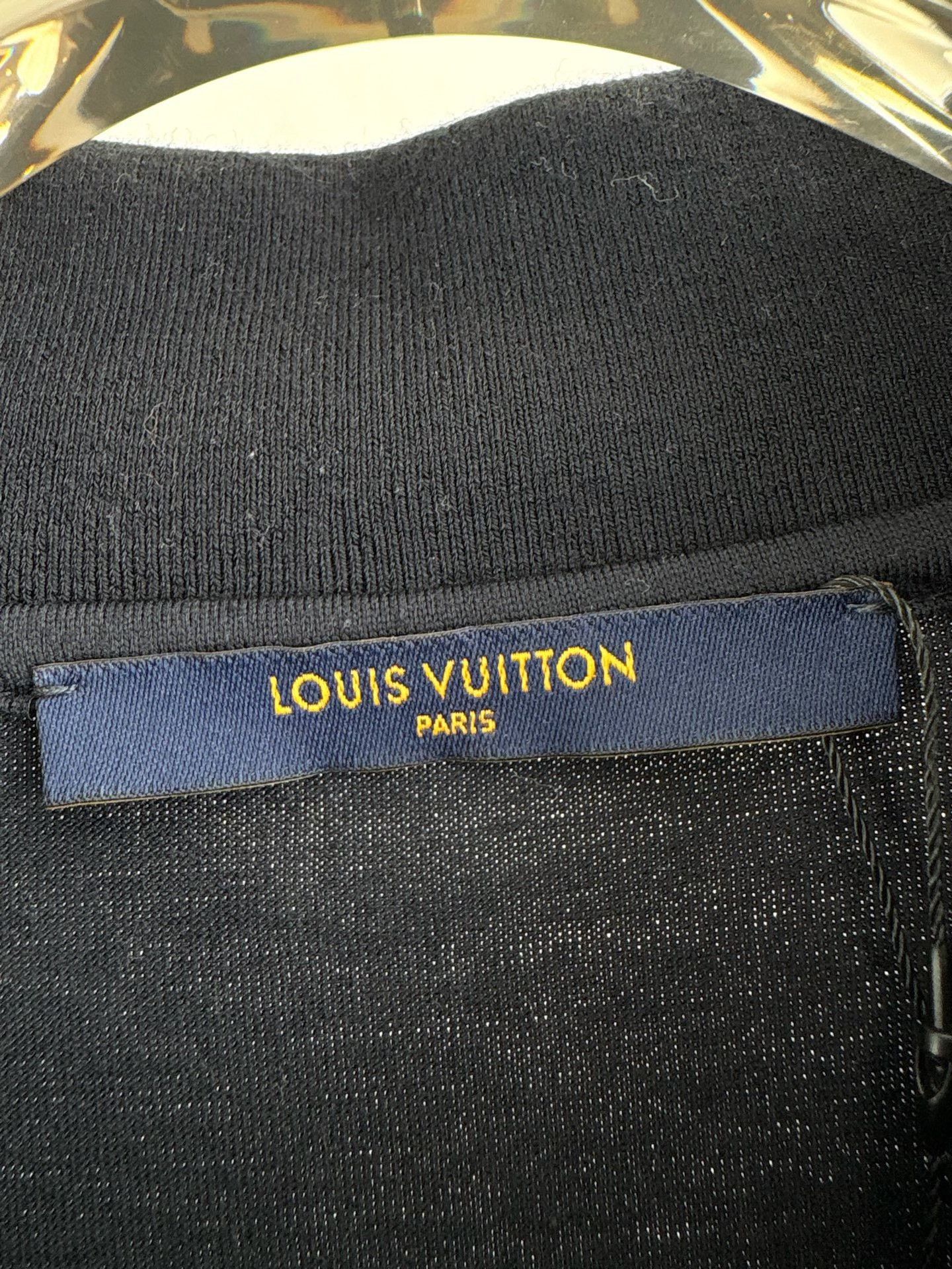 Louis Vuitton Louis Vuitton LV Logo Long Sleeve Polo XL Size US XL / EU 56 / 4 - 5 Thumbnail