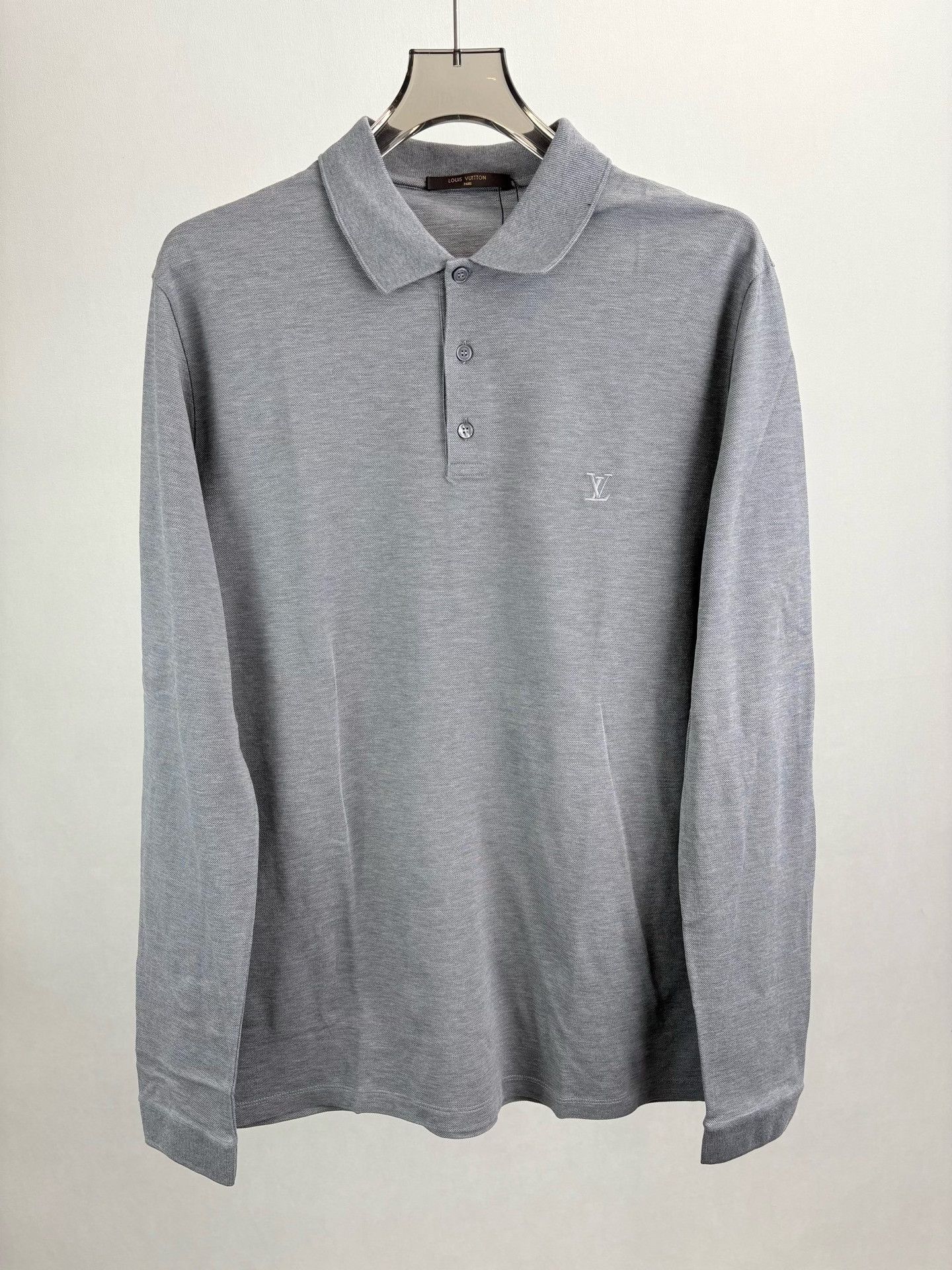 Louis Vuitton Louis Vuitton Embroidered Logo Long Sleeve Polo XL Size US XL / EU 56 / 4 - 2 Thumbnail