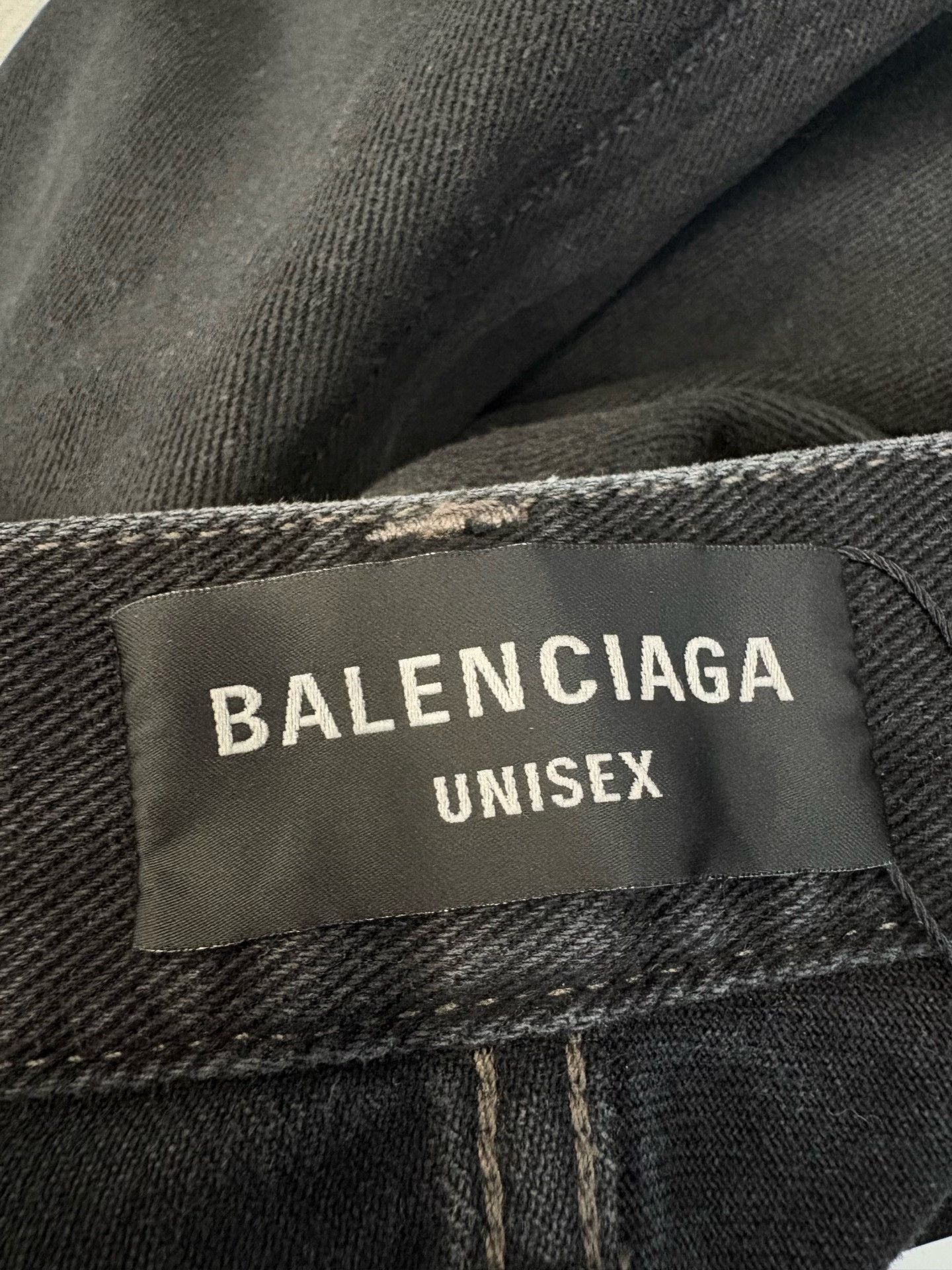 Balenciaga Balenciaga Distressed Baggy Denim Jeans Size M Size US 32 / EU 48 - 6 Thumbnail