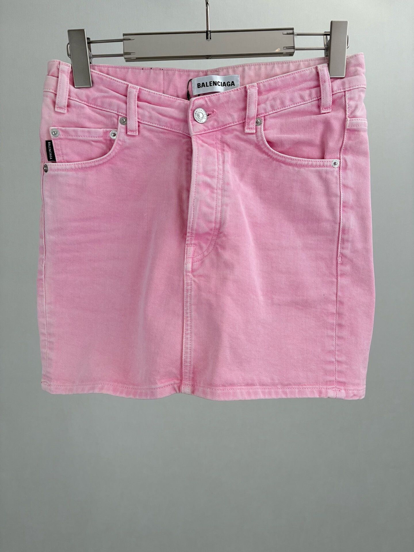 Balenciaga Balenciaga Pink Washed Denim Shorts 36 Size 26" / US 2 / IT 38 - 2 Thumbnail