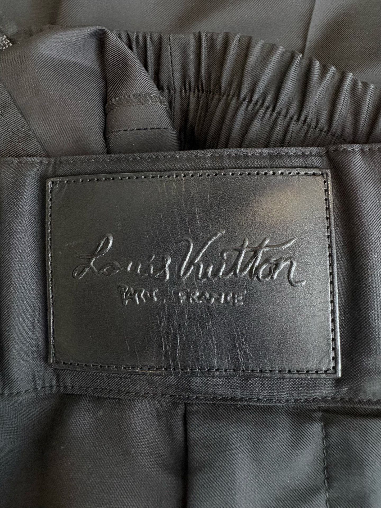 Louis Vuitton Louis Vuitton Leather Patch Casual Pants Size 46 Size US 30 / EU 46 - 4 Thumbnail